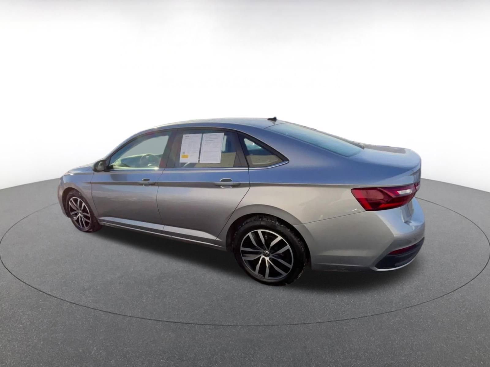 Thumbnail: 2025 Volkswagen Jetta - 10