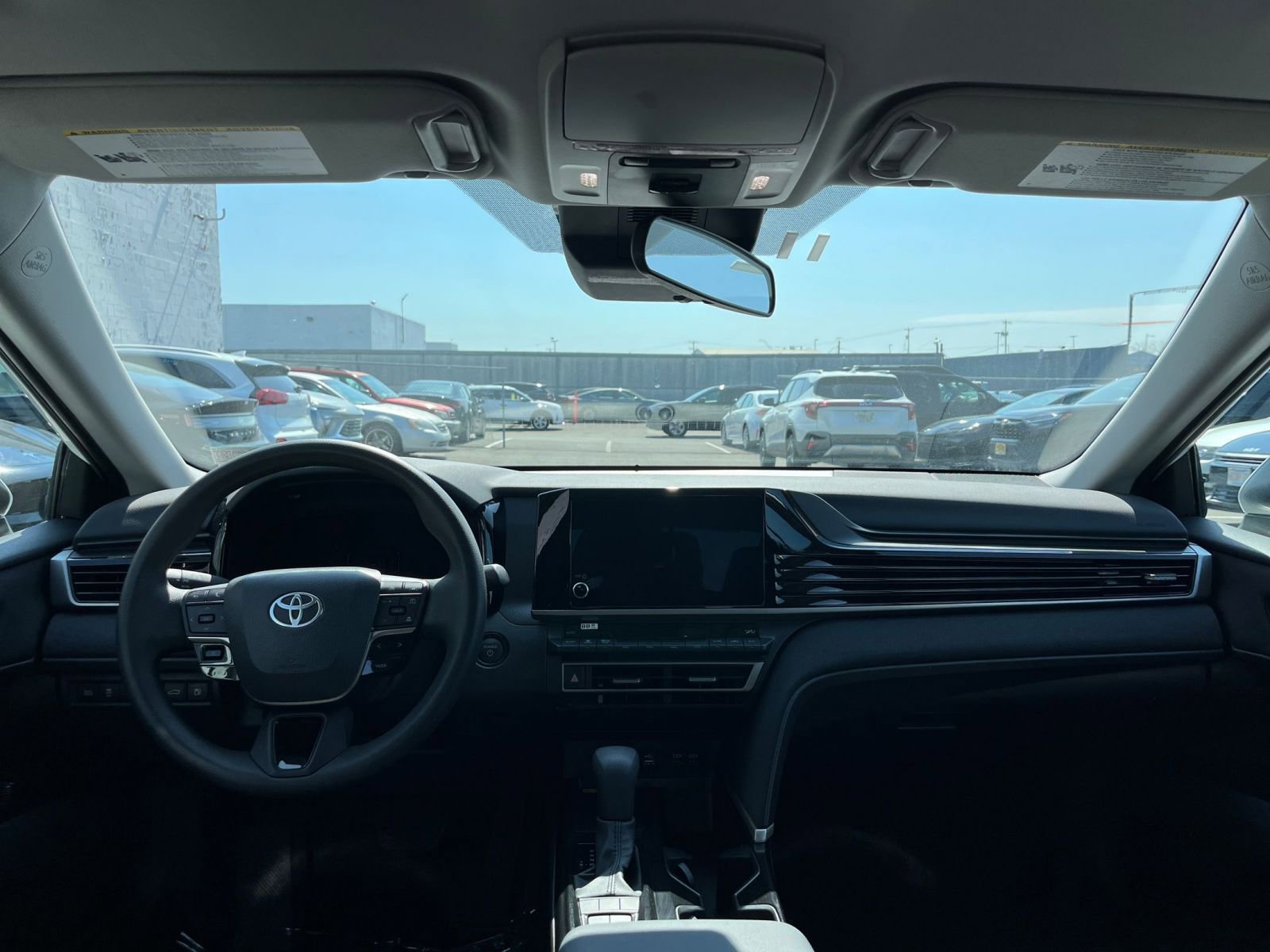 Thumbnail: 2025 Toyota Camry - 32