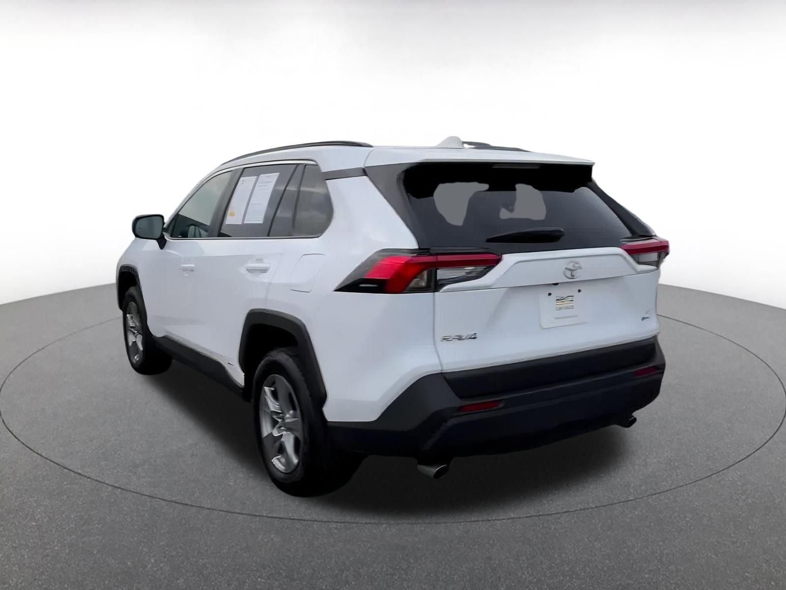 Thumbnail: 2025 Toyota RAV4 - 10