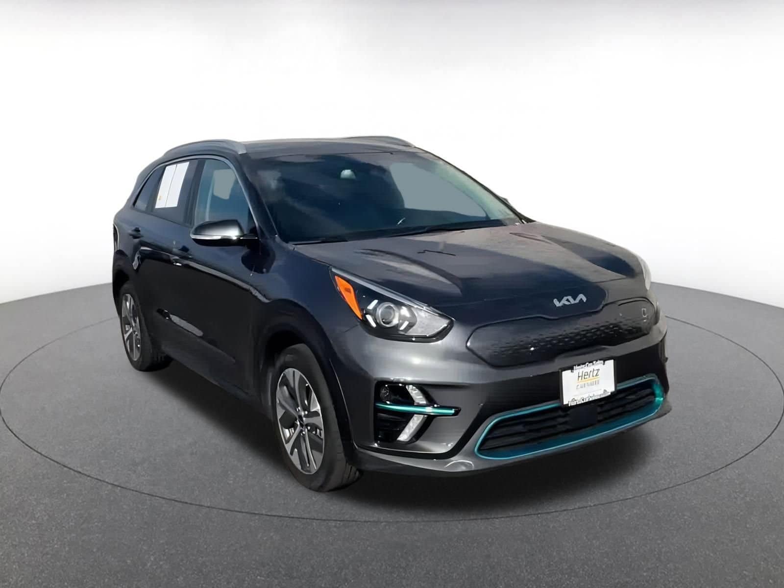 Thumbnail: 2022 Kia Niro - 3