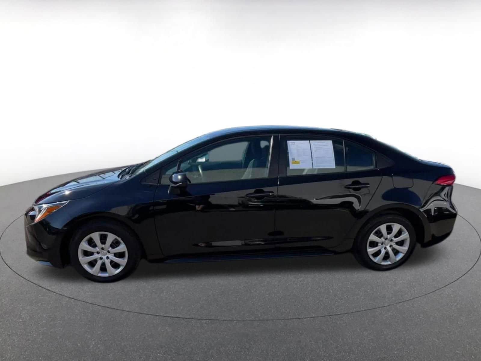 Thumbnail: 2025 Toyota Corolla - 8