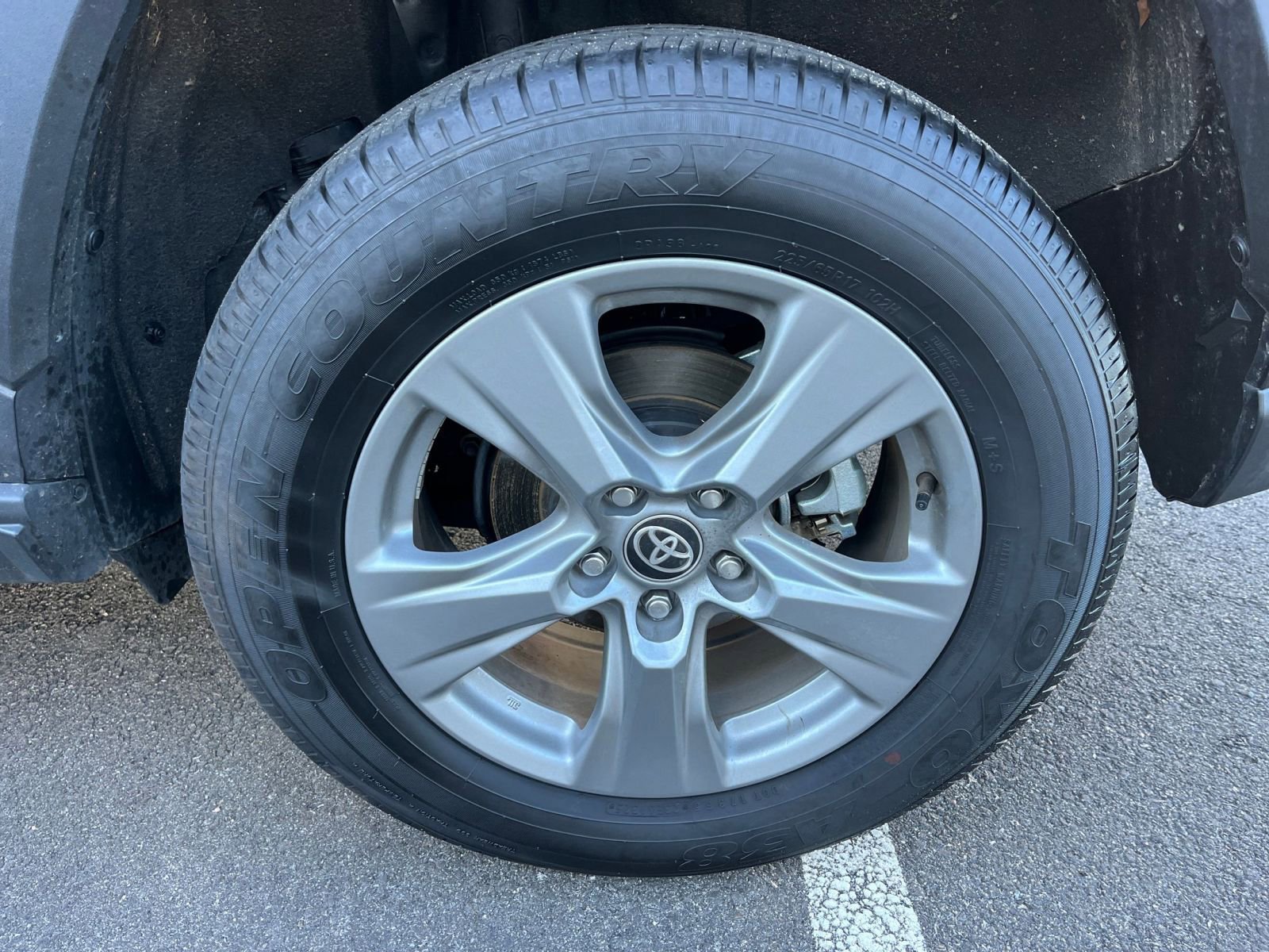 Thumbnail: 2025 Toyota RAV4 - 29