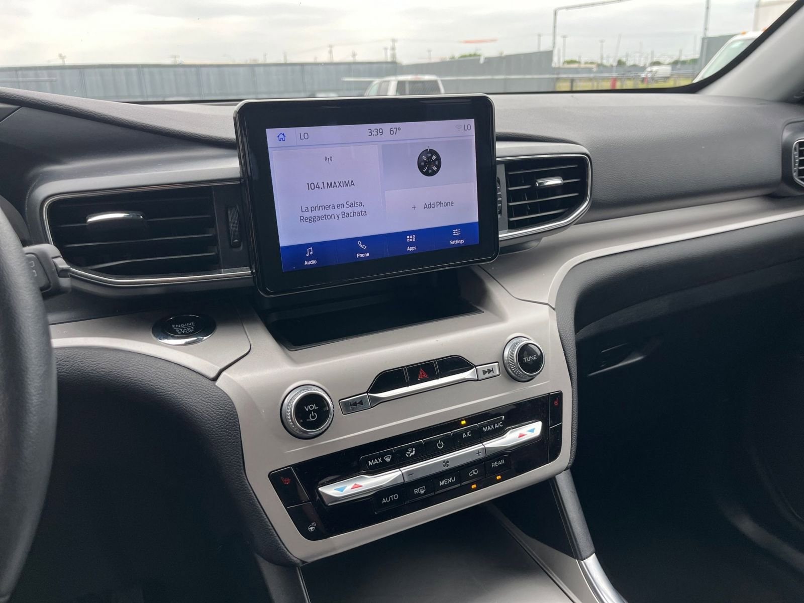 2023 Ford Explorer XLT 21