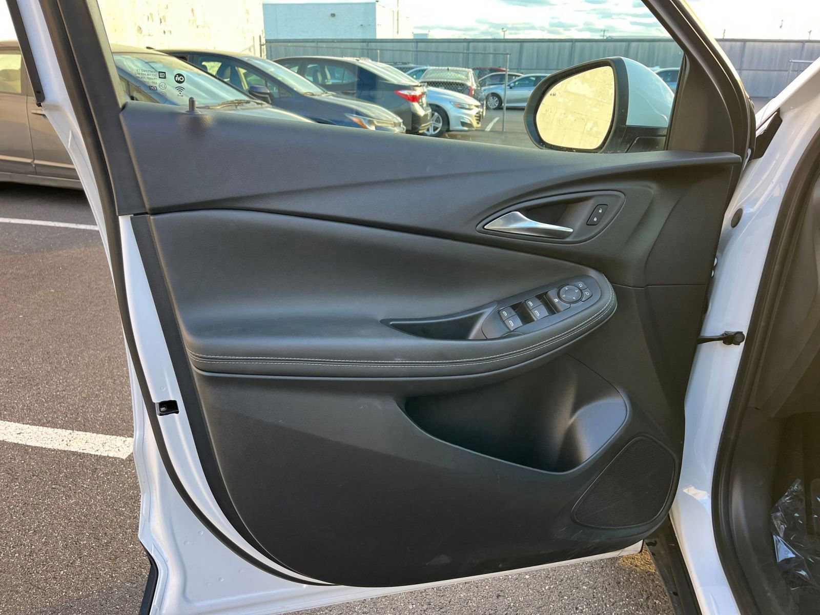 Thumbnail: 2025 Buick Encore GX - 20