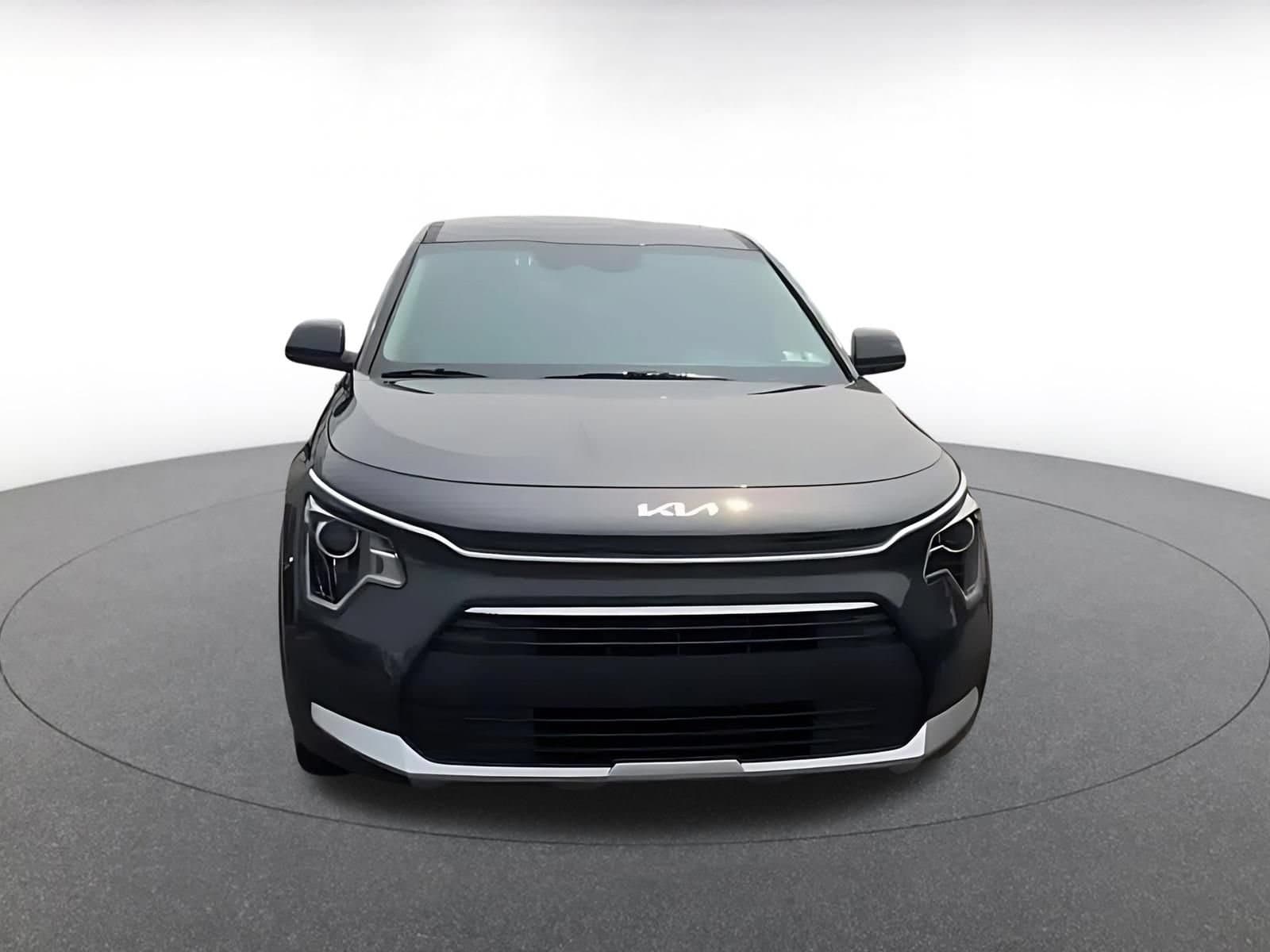 Thumbnail: 2026 Kia Niro - 5