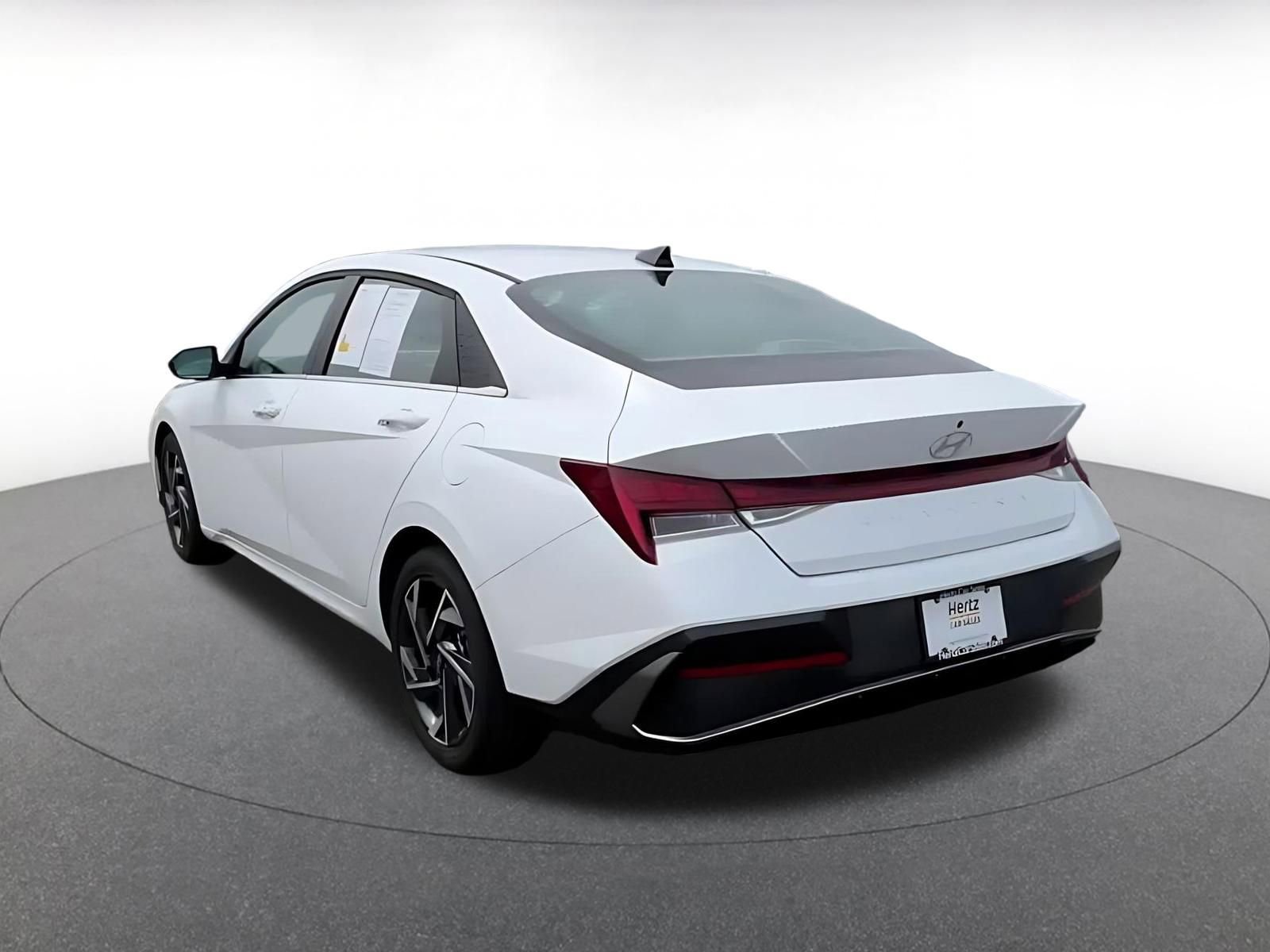 Thumbnail: 2025 Hyundai Elantra - 11