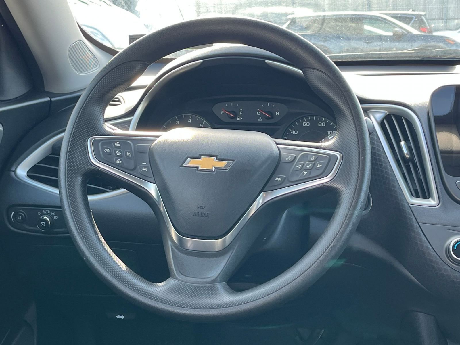 Thumbnail: 2024 Chevrolet Malibu - 28