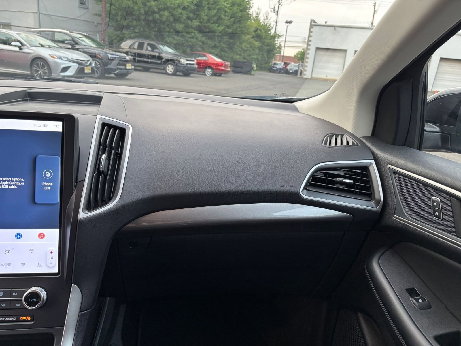 Thumbnail: 2024 Ford Edge - 35