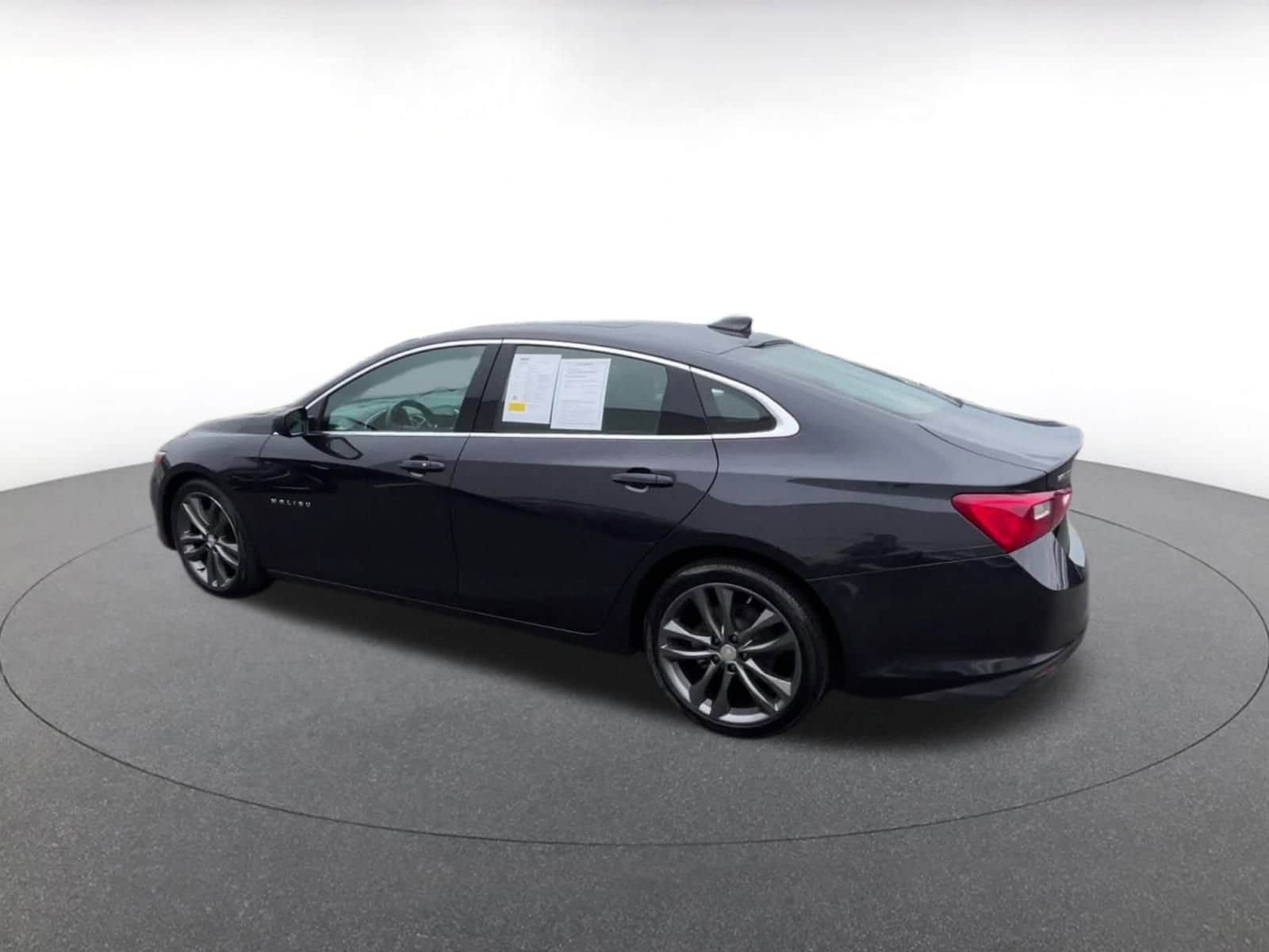 Thumbnail: 2023 Chevrolet Malibu - 10