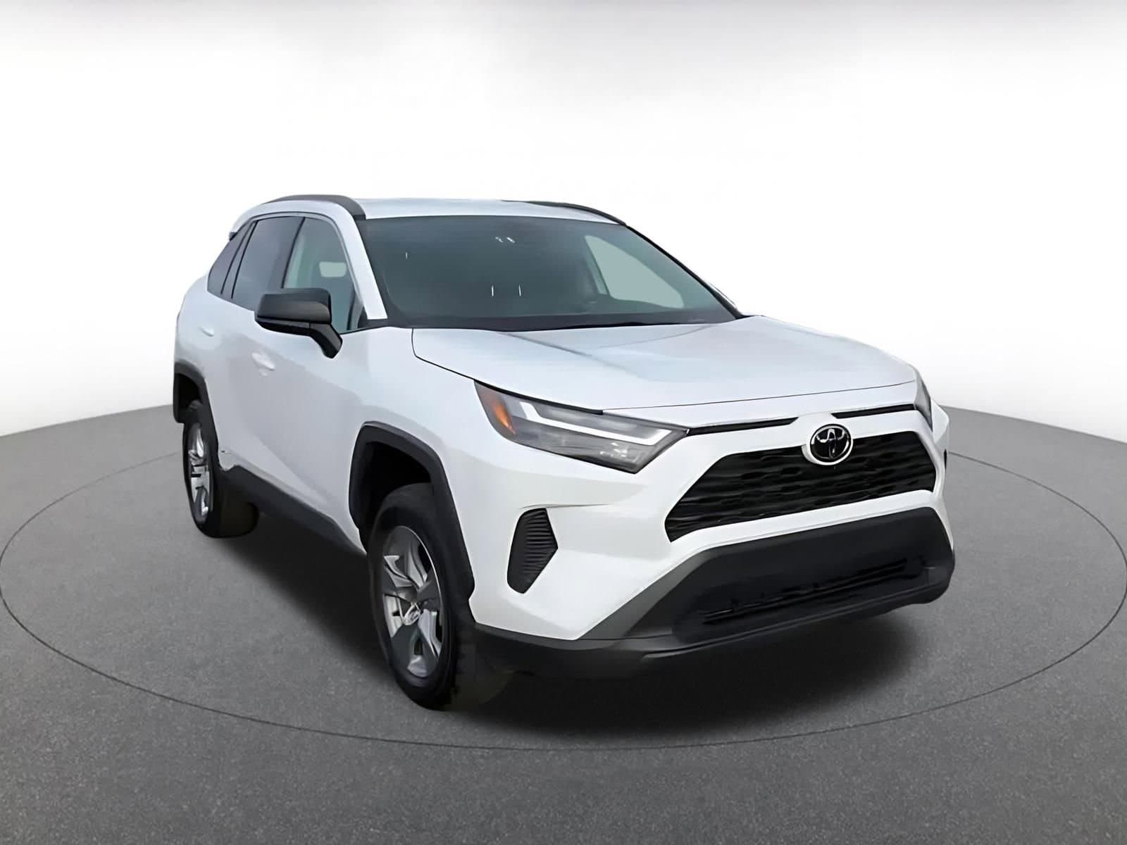 Thumbnail: 2025 Toyota RAV4 - 3