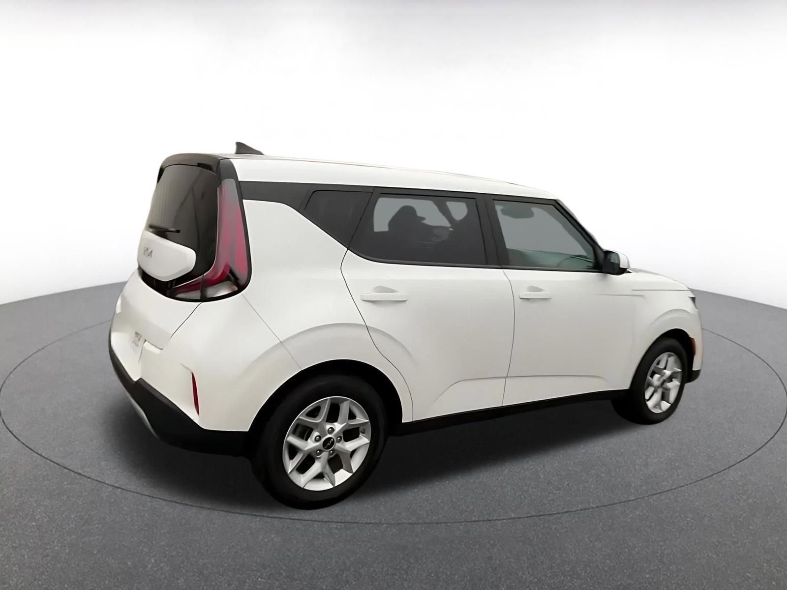 Thumbnail: 2025 Kia Soul - 16