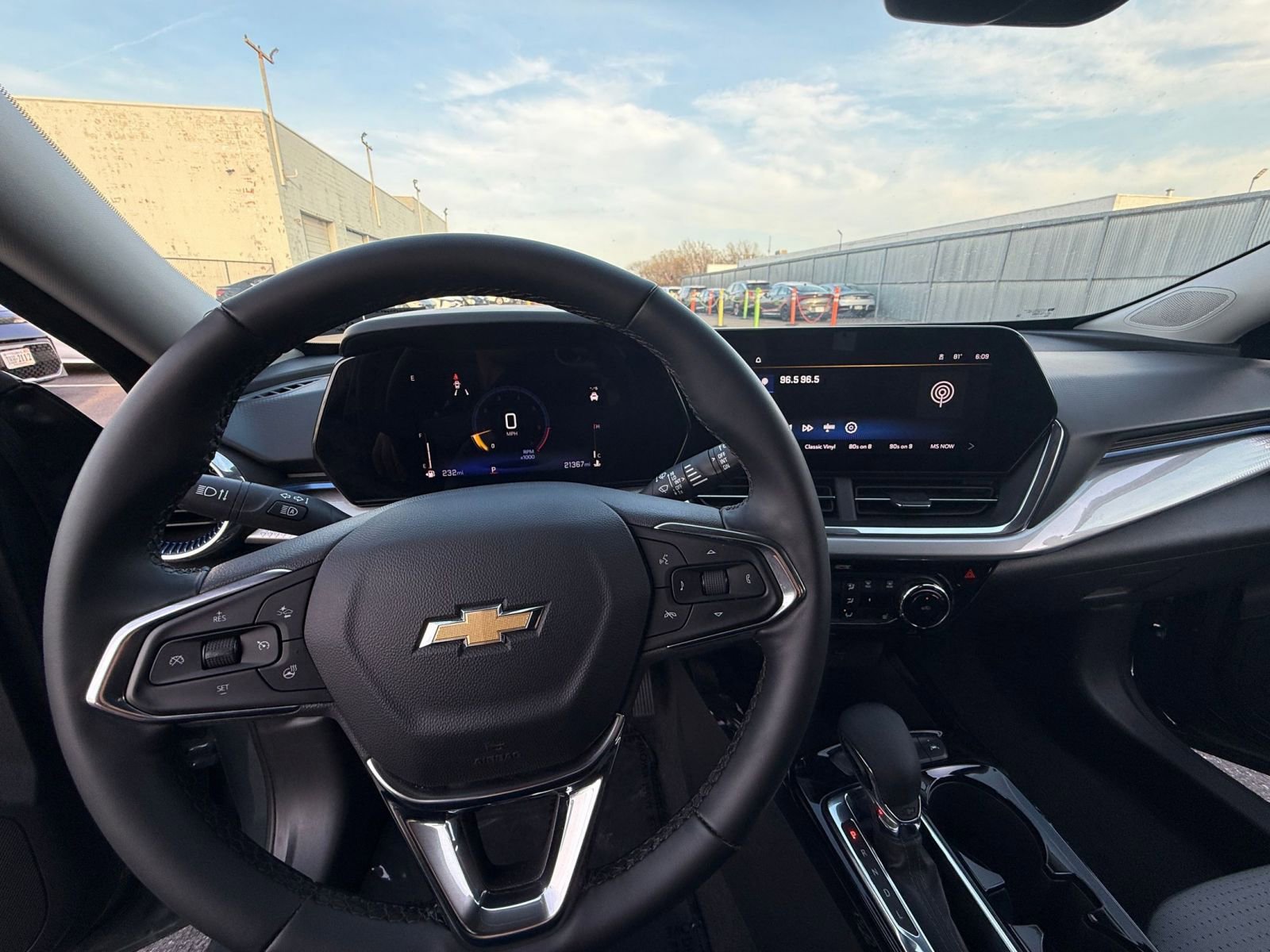 Thumbnail: 2025 Chevrolet Trax - 34