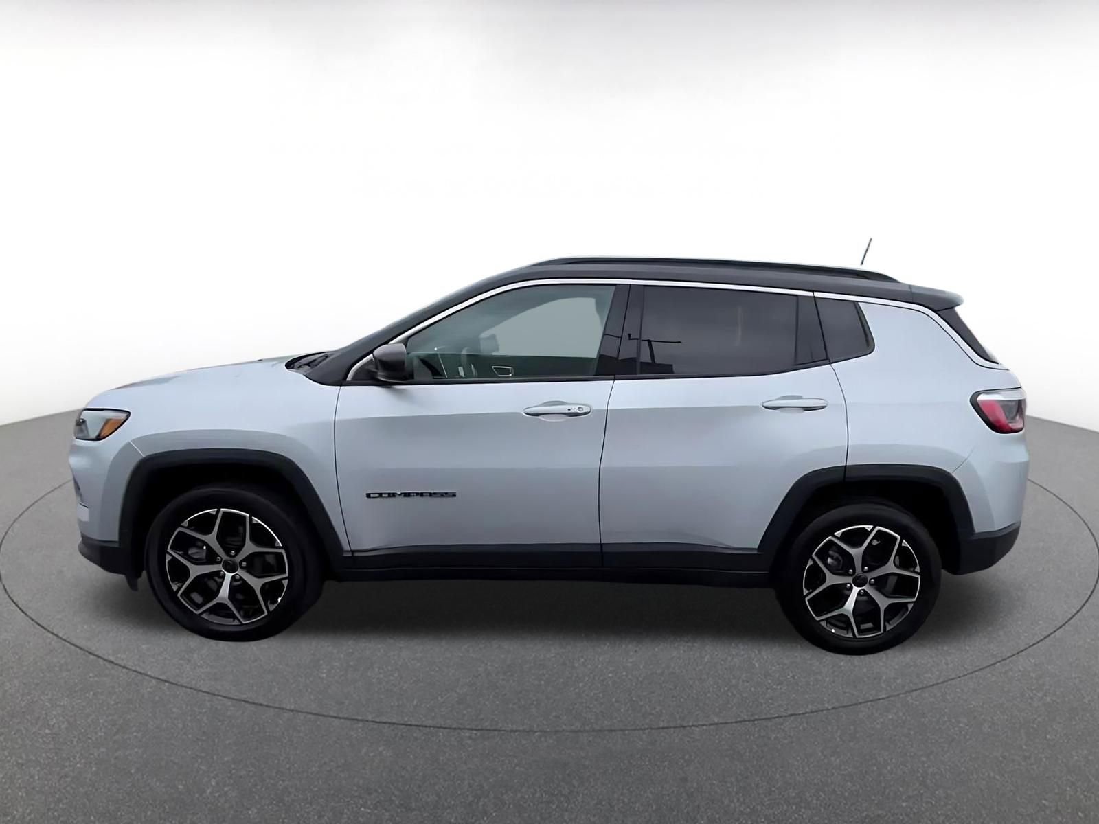 Thumbnail: 2025 Jeep Compass - 8