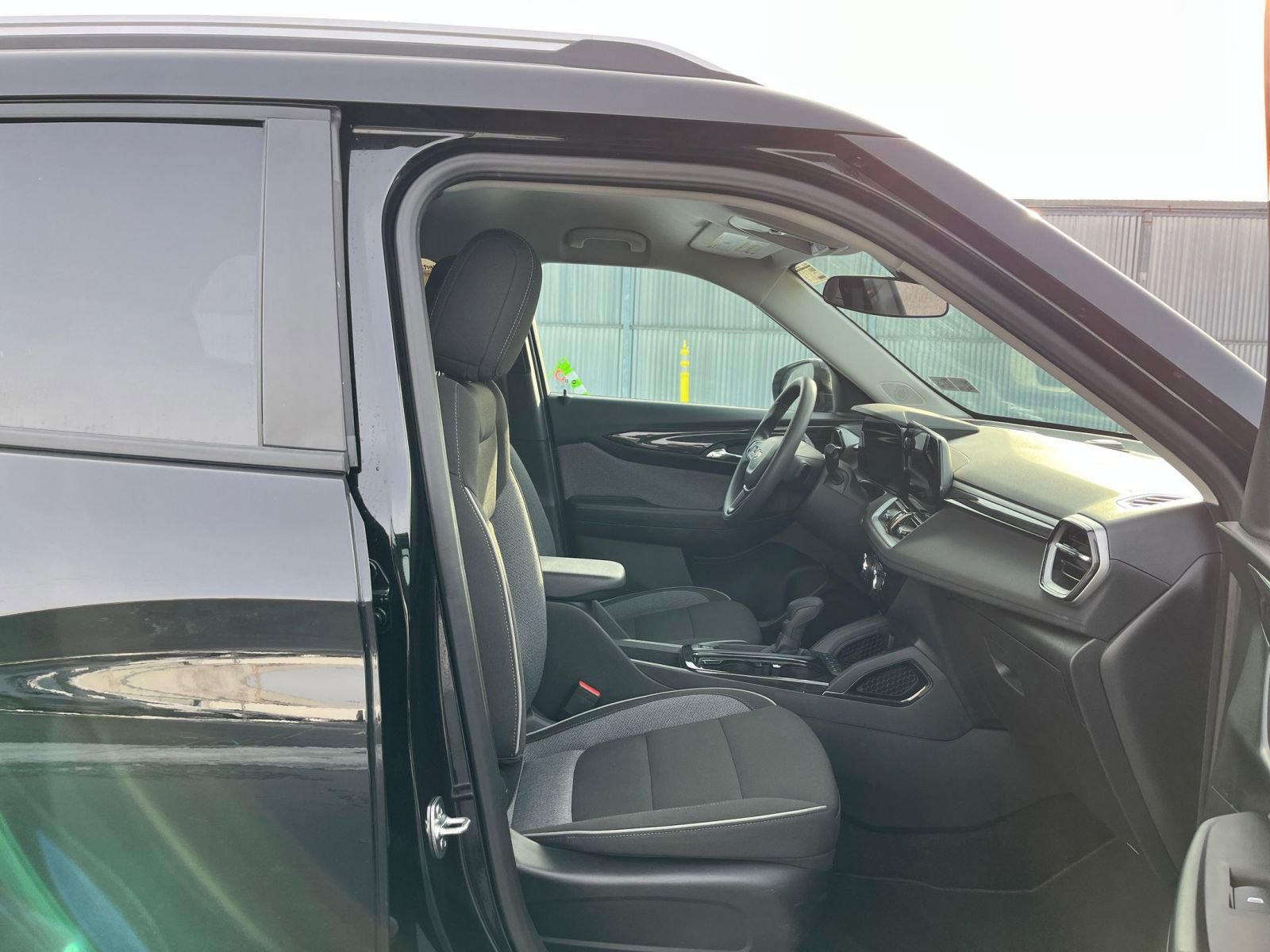 Thumbnail: 2025 Chevrolet TrailBlazer - 25