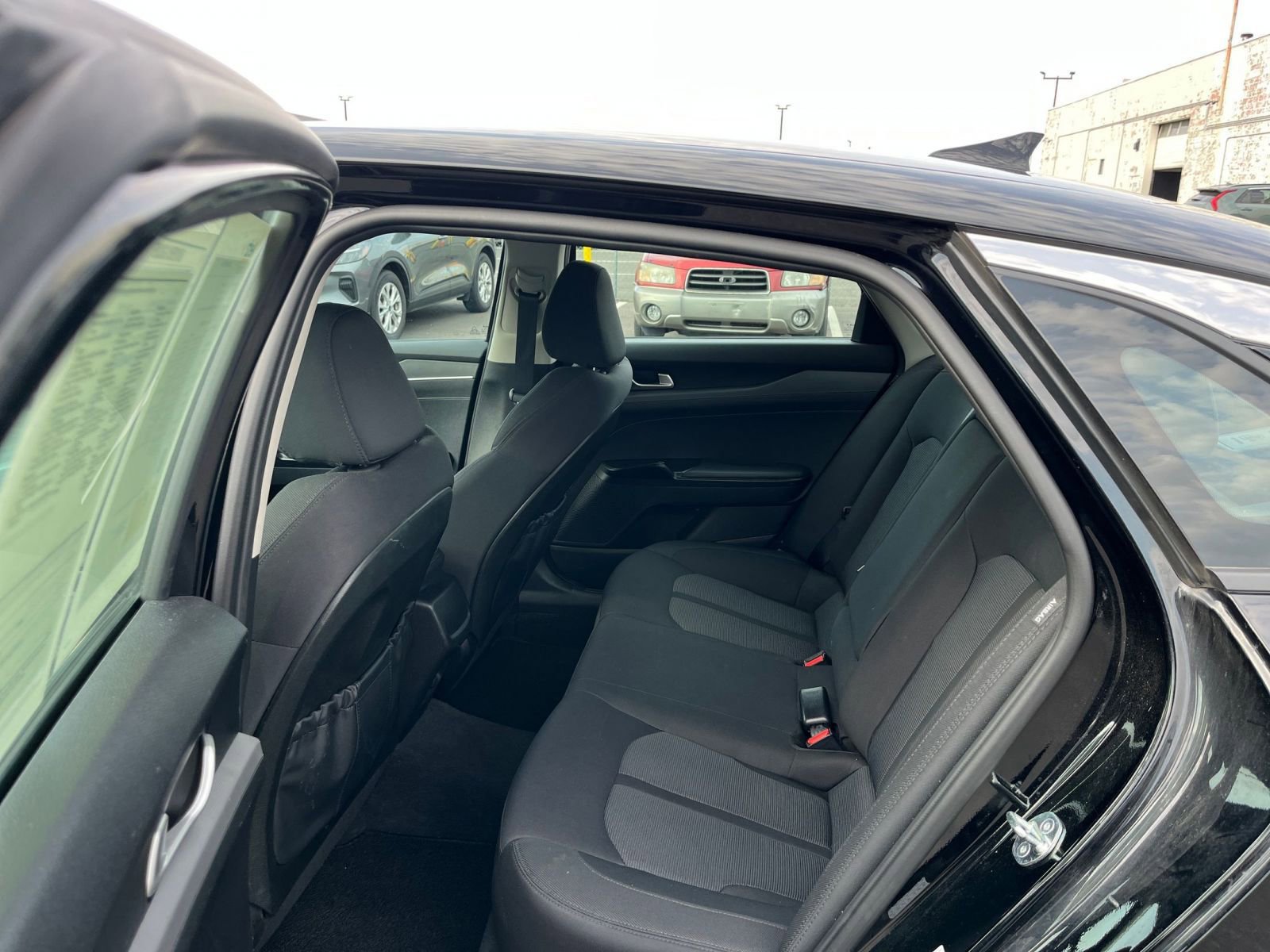 2023 Kia K5 LXS 23