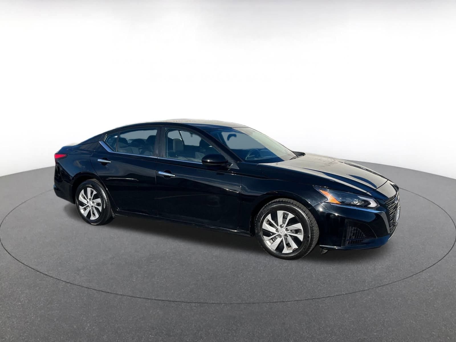 Thumbnail: 2023 Nissan Altima - 1