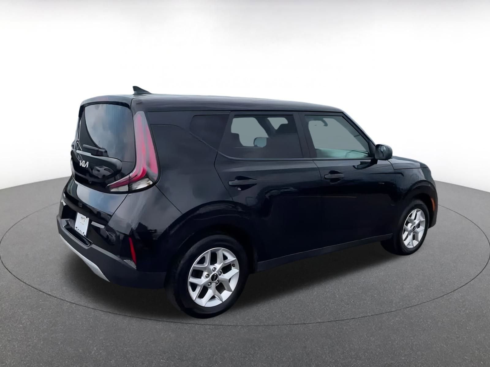 Thumbnail: 2023 Kia Soul - 13