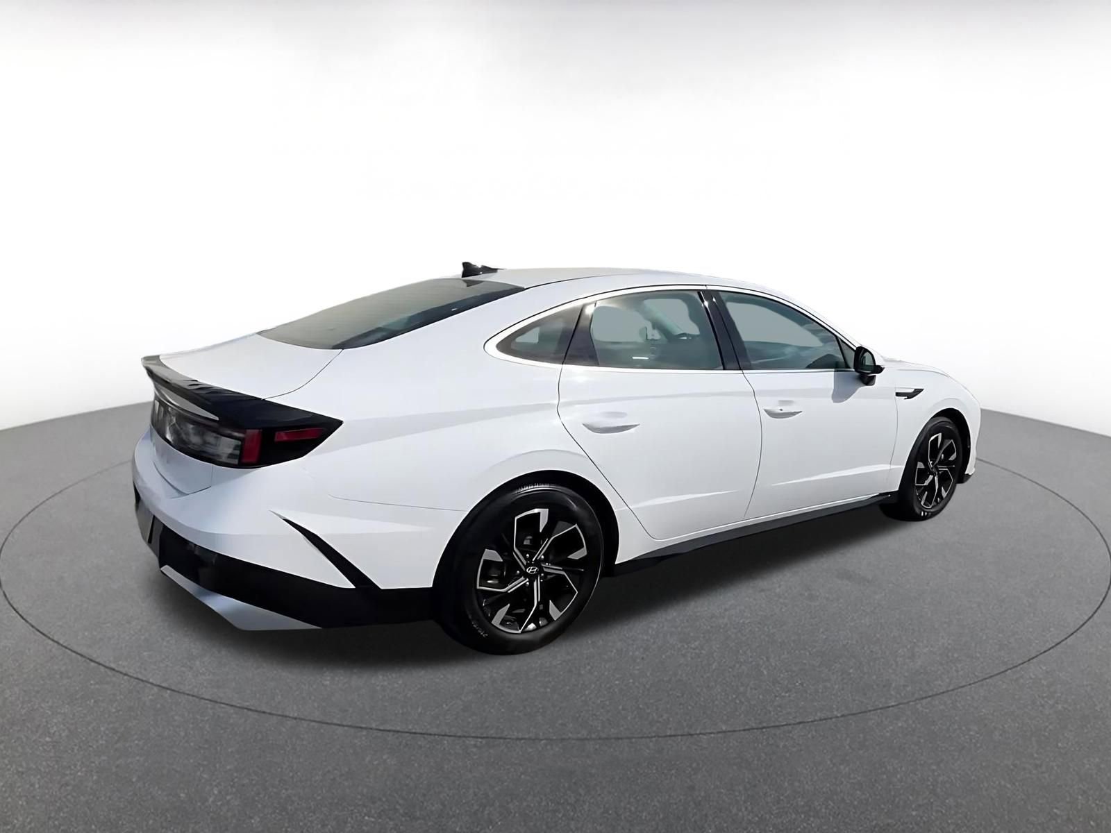 Thumbnail: 2025 Hyundai Sonata - 15