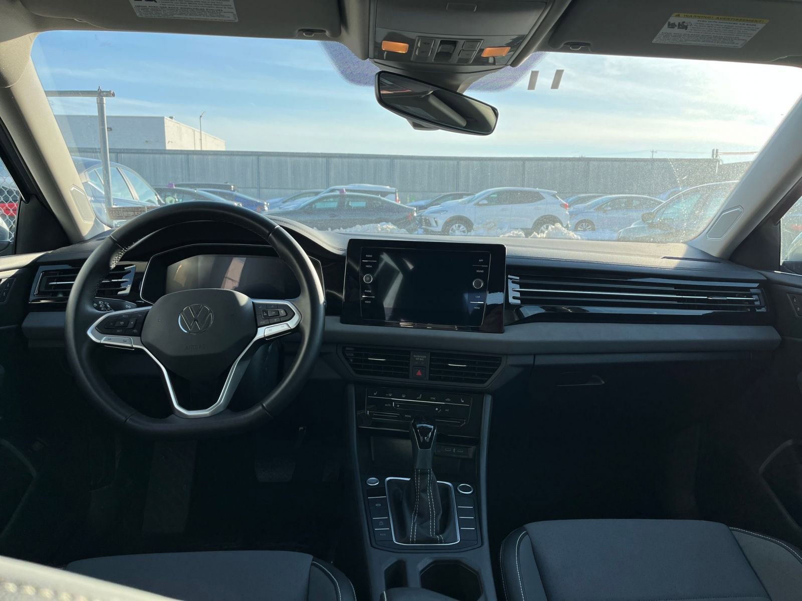 Thumbnail: 2025 Volkswagen Jetta - 33