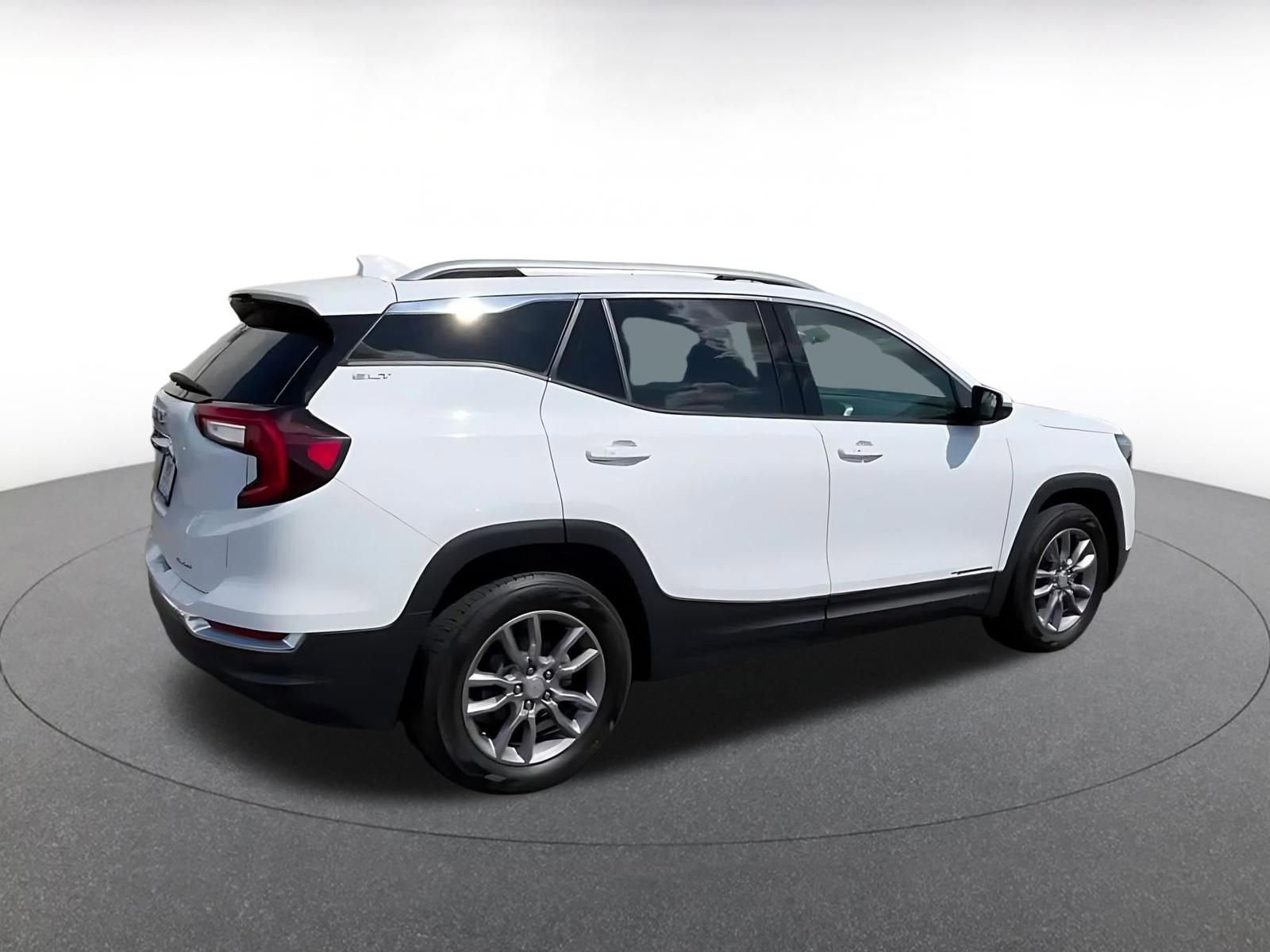 Thumbnail: 2024 GMC Terrain - 13