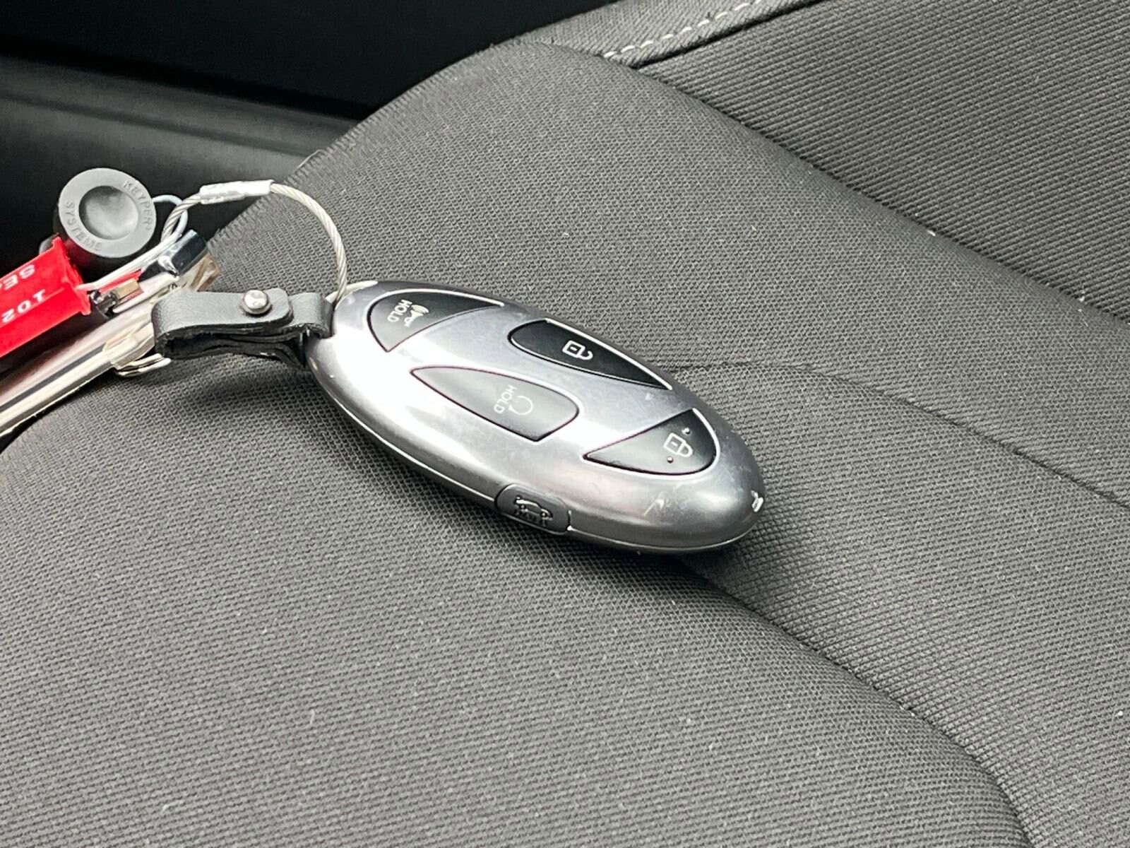 Thumbnail: 2025 Hyundai Elantra - 25