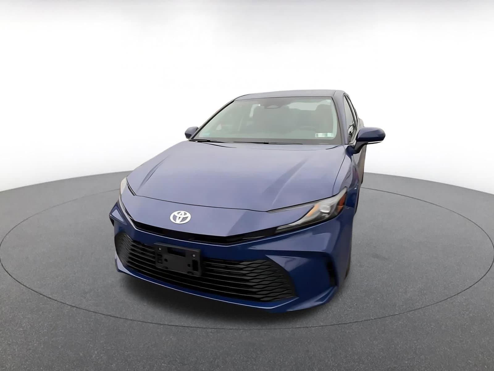 Thumbnail: 2025 Toyota Camry - 6