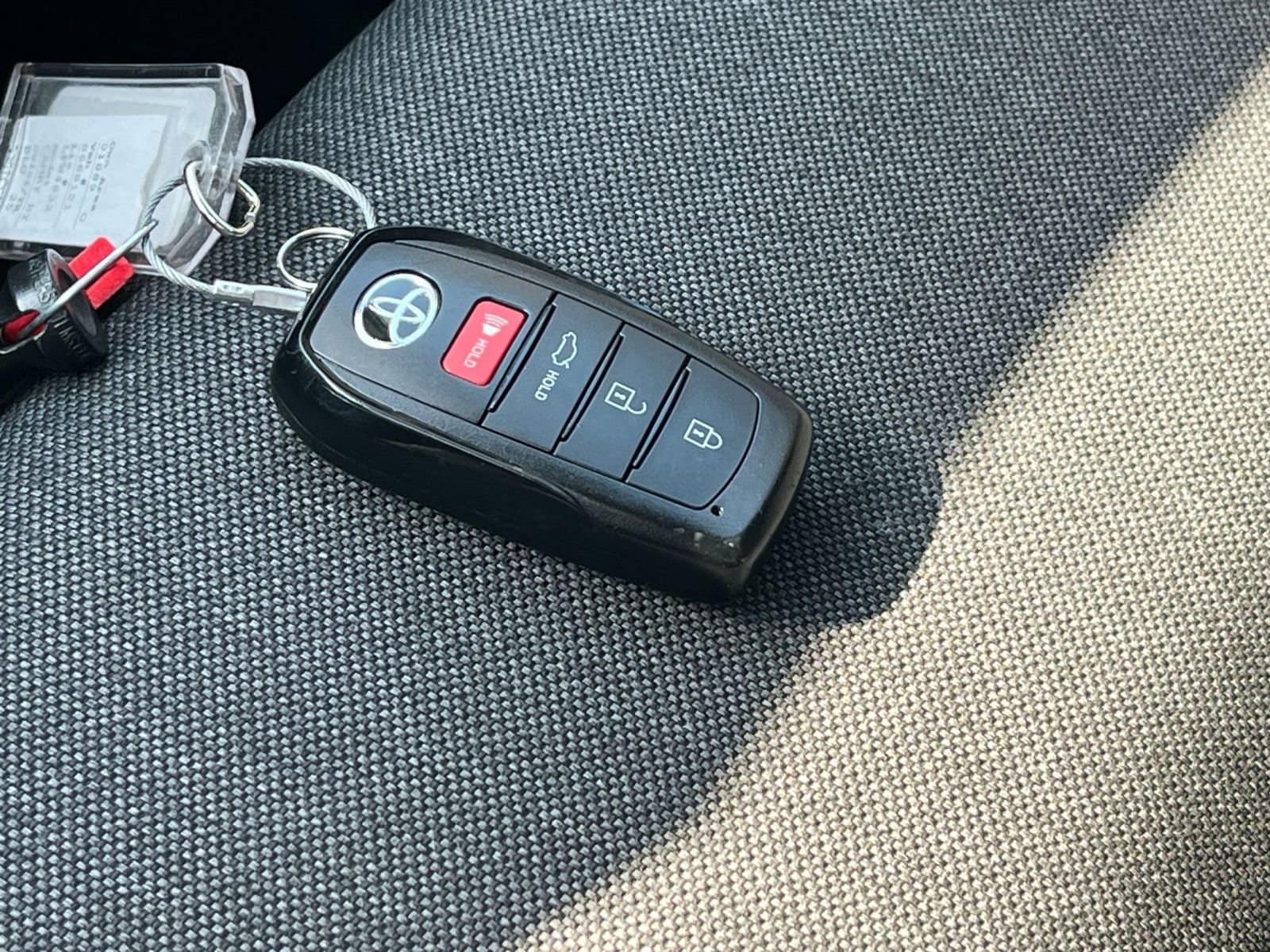 Thumbnail: 2025 Toyota Camry - 21