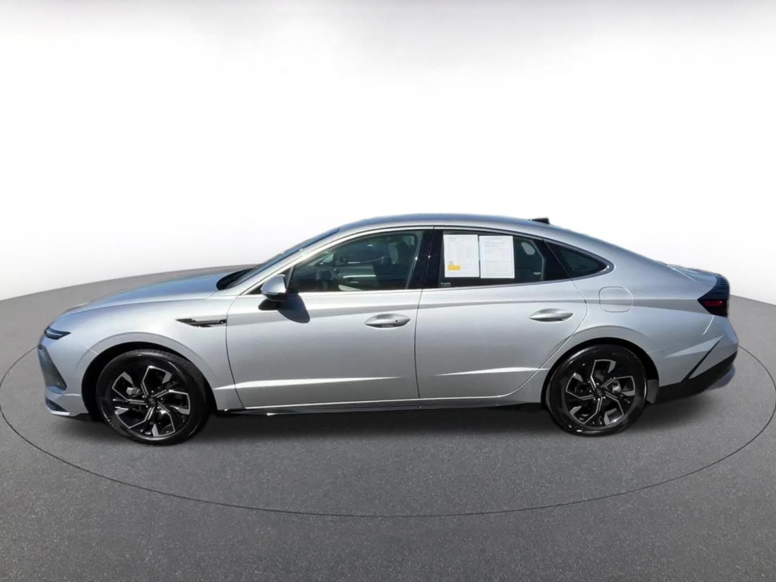 Thumbnail: 2025 Hyundai Sonata - 10