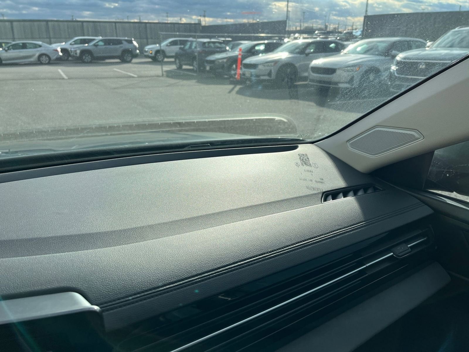 Thumbnail: 2025 Volkswagen Jetta - 33