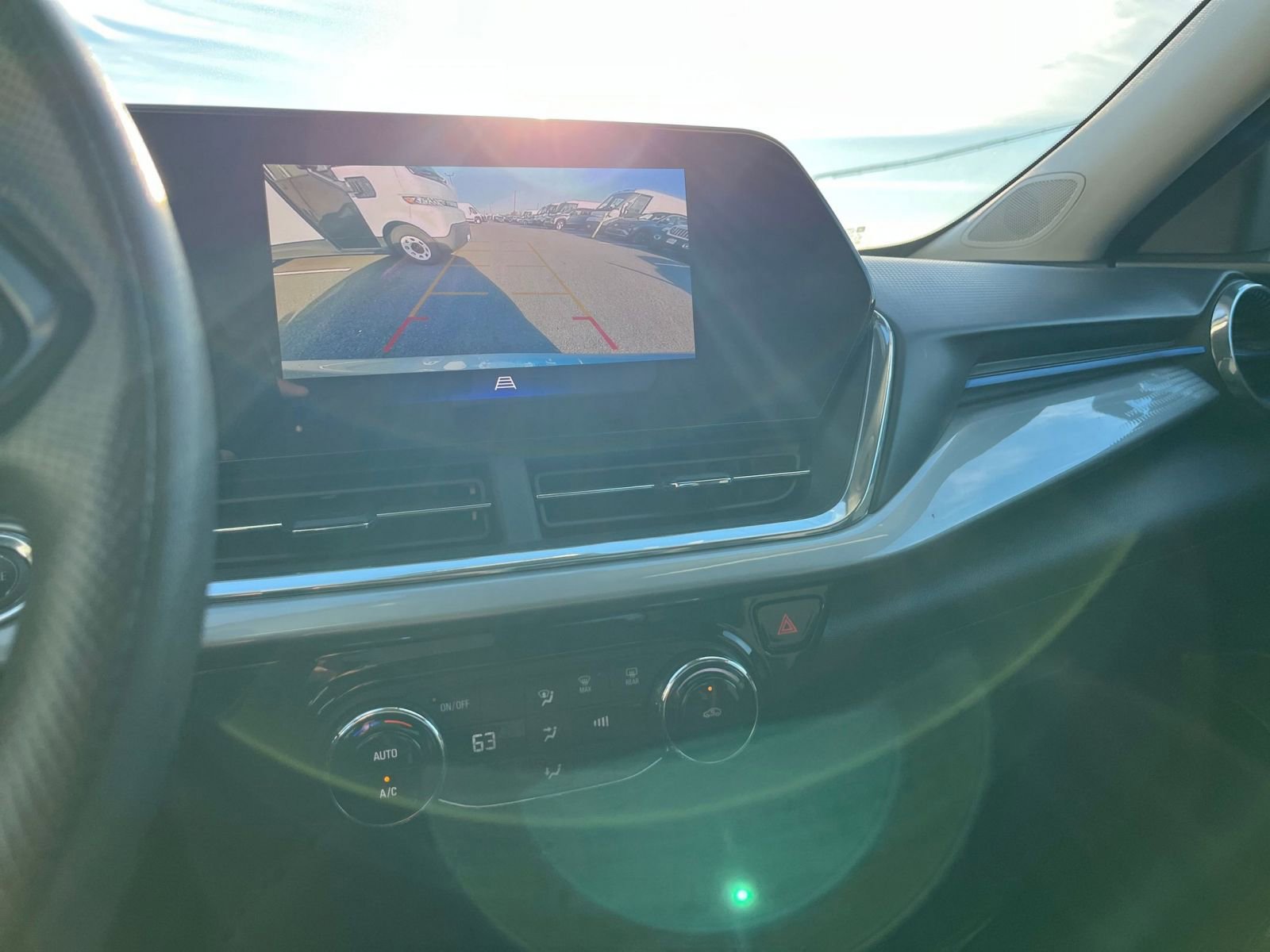 Thumbnail: 2025 Chevrolet Trax - 21