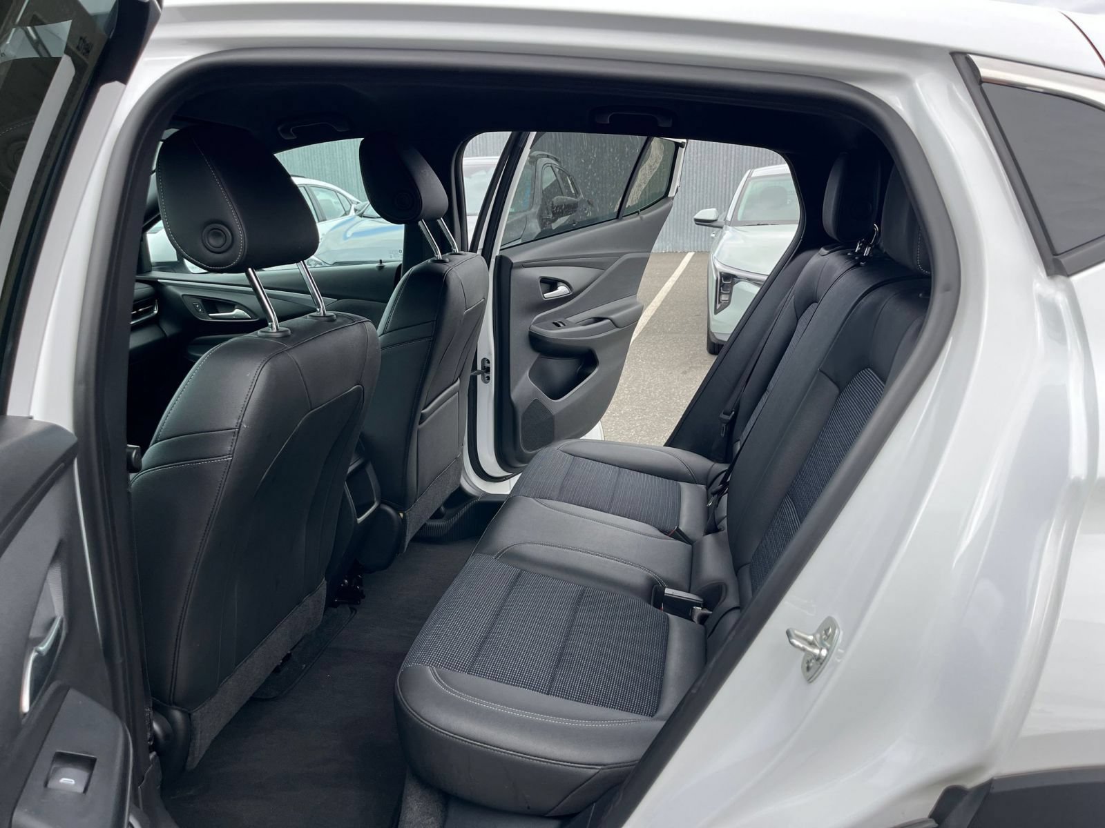 Thumbnail: 2025 Buick Envista - 26