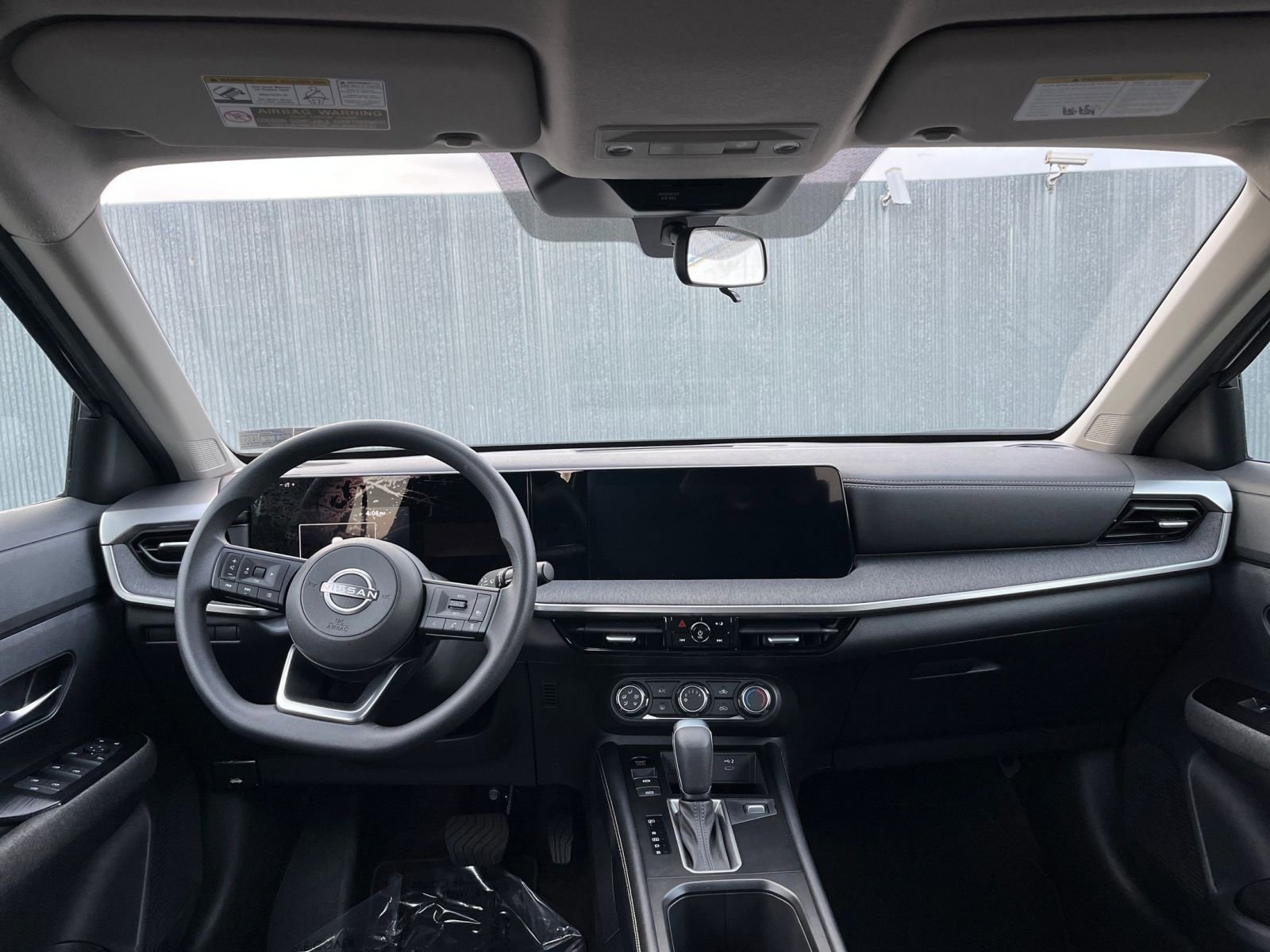 Thumbnail: 2025 Nissan Kicks - 31