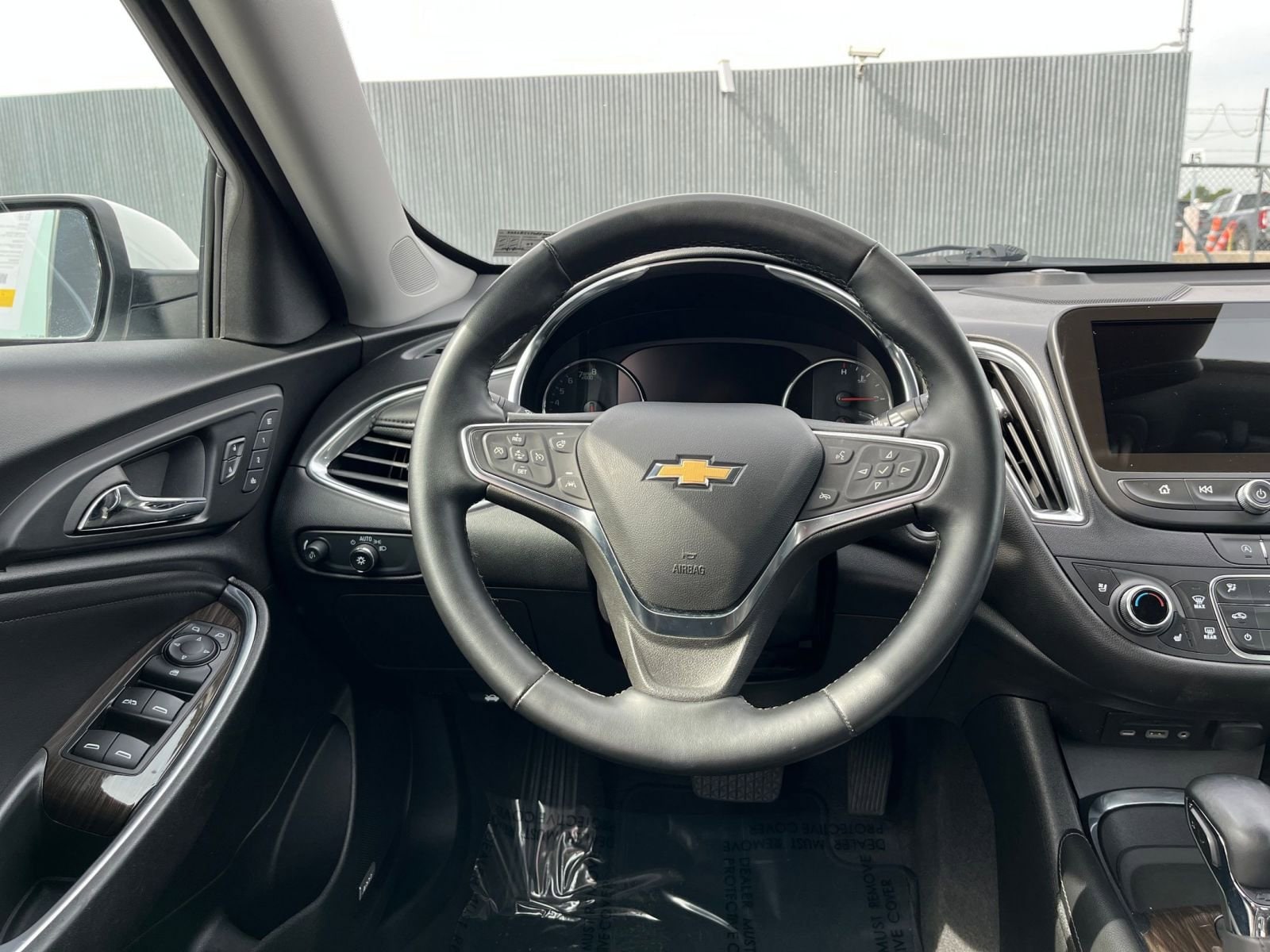 Thumbnail: 2024 Chevrolet Malibu - 27