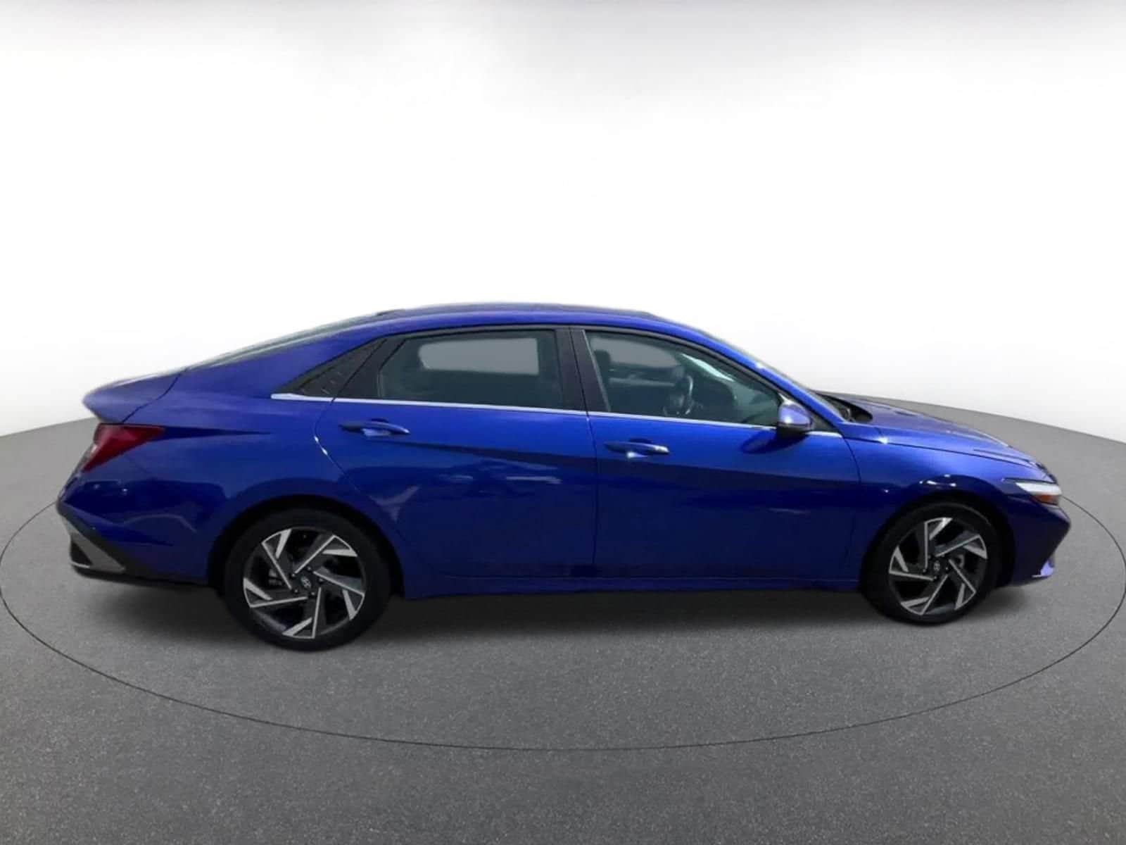 Thumbnail: 2025 Hyundai Elantra - 16