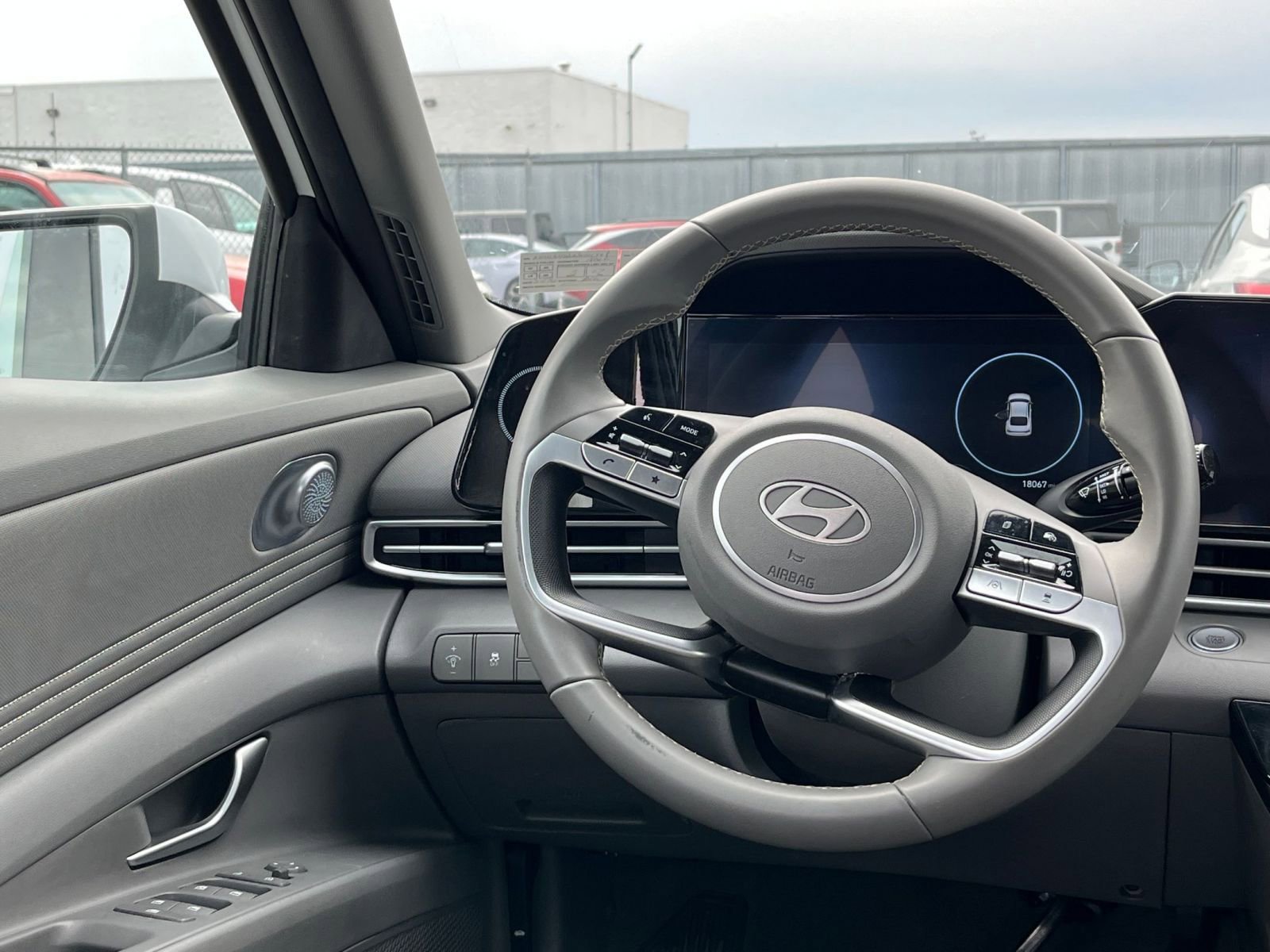 Thumbnail: 2025 Hyundai Elantra - 28