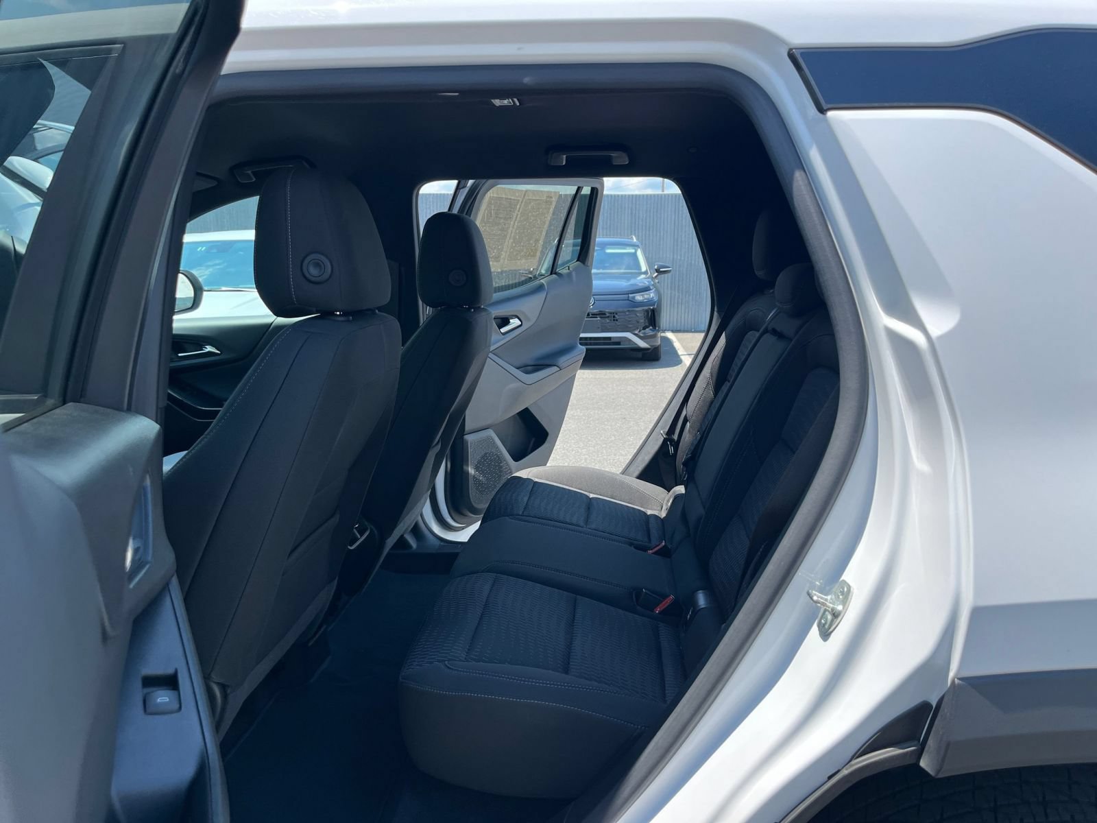 Thumbnail: 2025 Chevrolet Equinox - 26