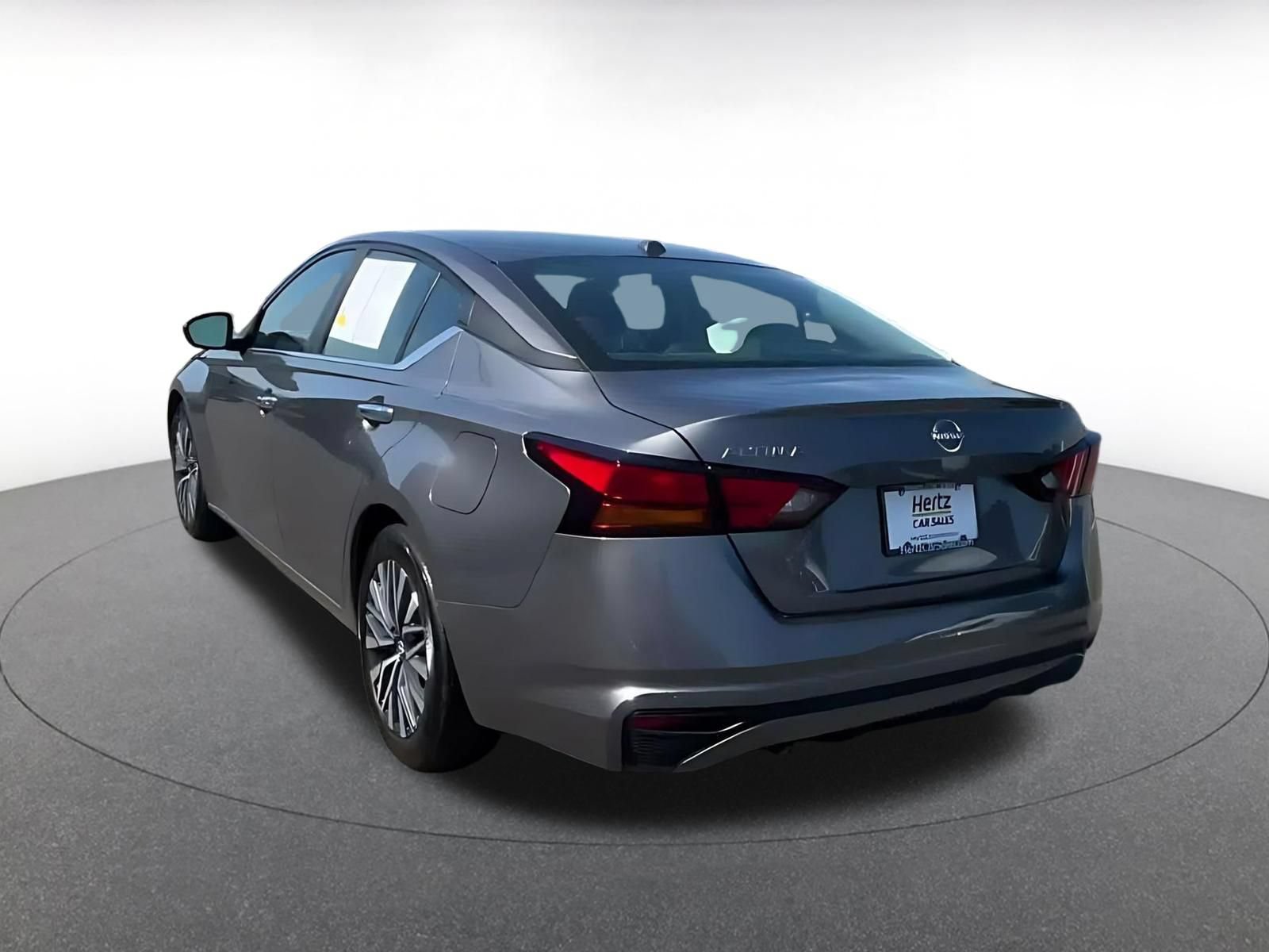 Thumbnail: 2025 Nissan Altima - 9