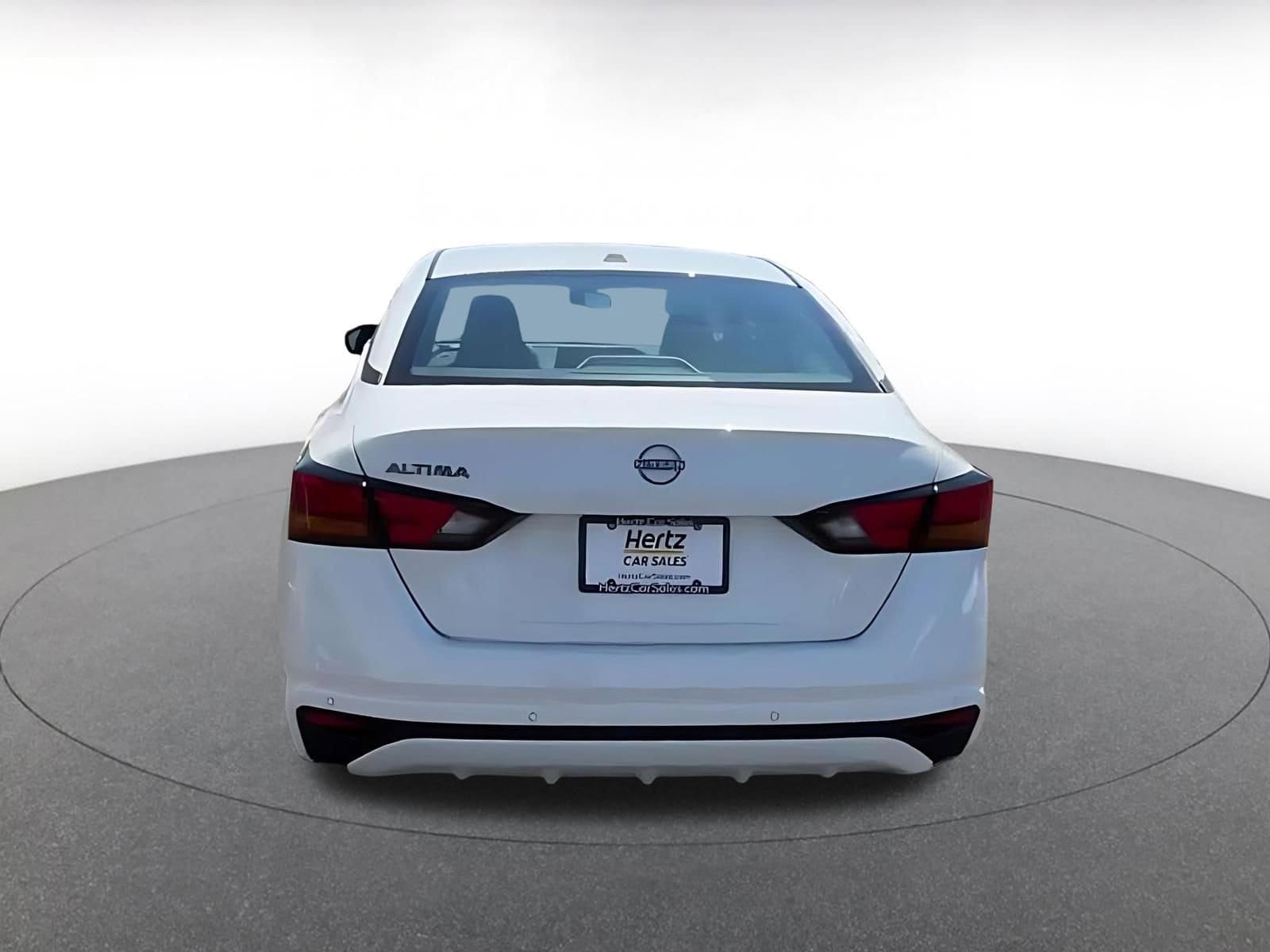 Thumbnail: 2025 Nissan Altima - 12
