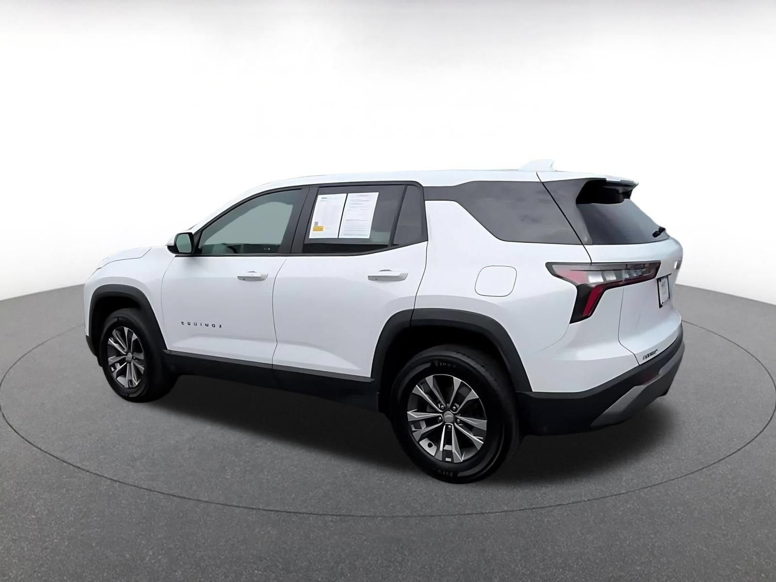 Thumbnail: 2025 Chevrolet Equinox - 9