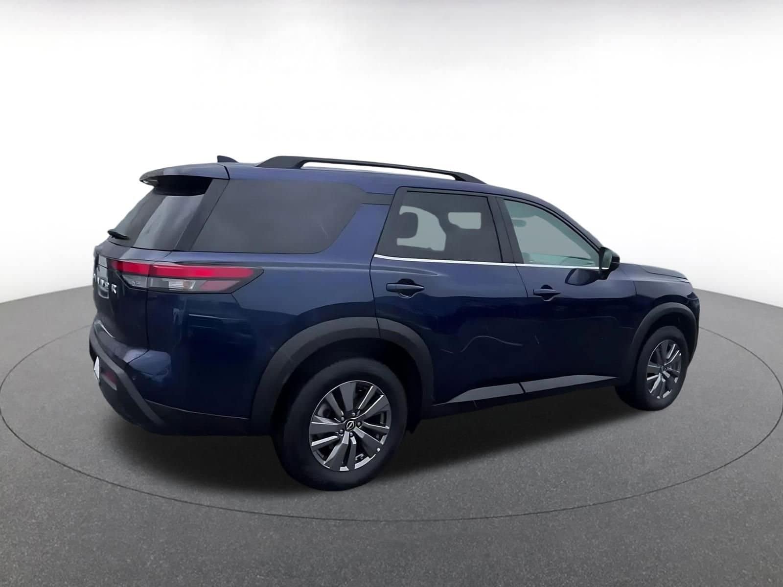 Thumbnail: 2025 Nissan Pathfinder - 15