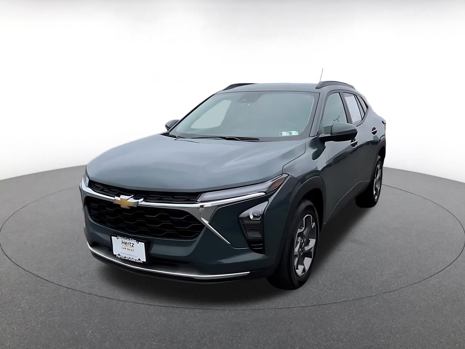 Thumbnail: 2025 Chevrolet Trax - 6