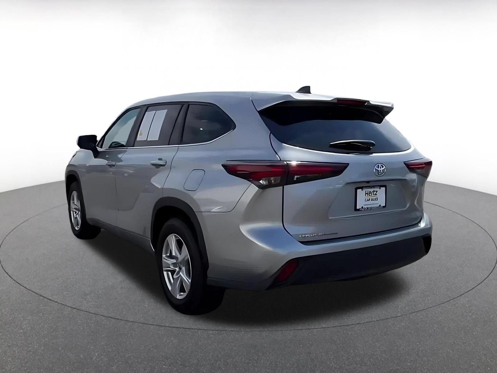 Thumbnail: 2025 Toyota Highlander - 9