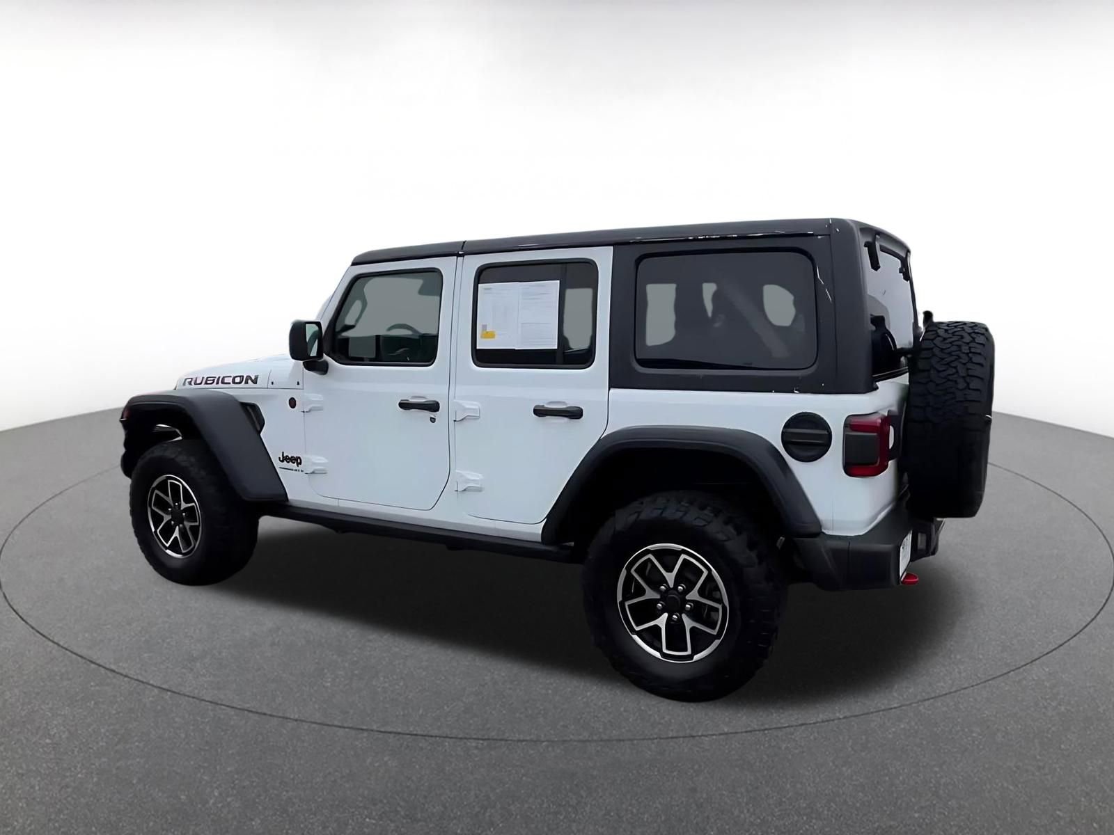 Thumbnail: 2025 Jeep Wrangler - 10