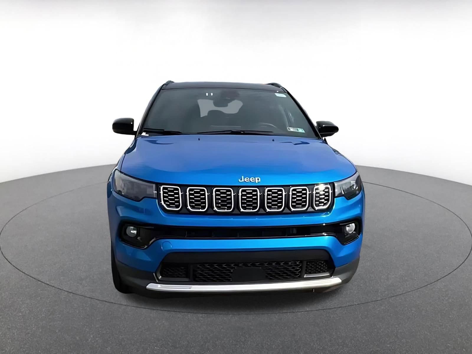 Thumbnail: 2025 Jeep Compass - 5
