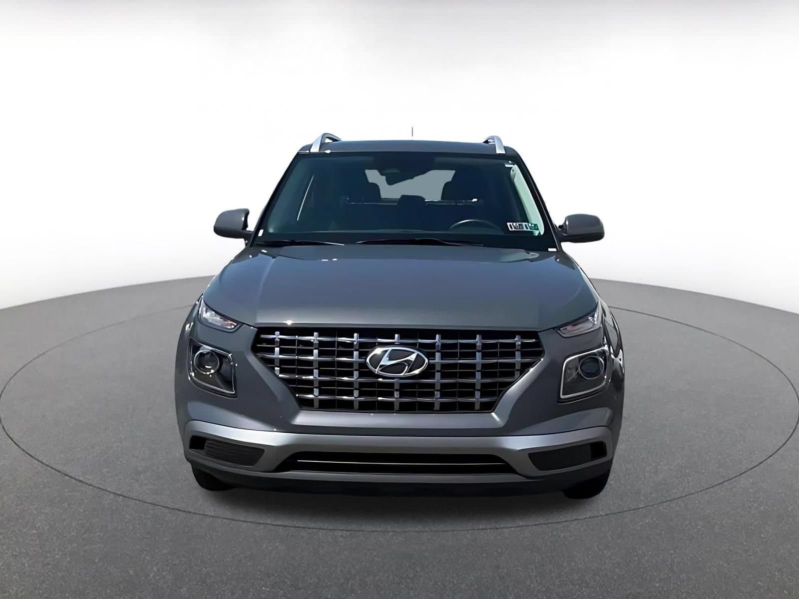 Thumbnail: 2026 Hyundai Venue - 5