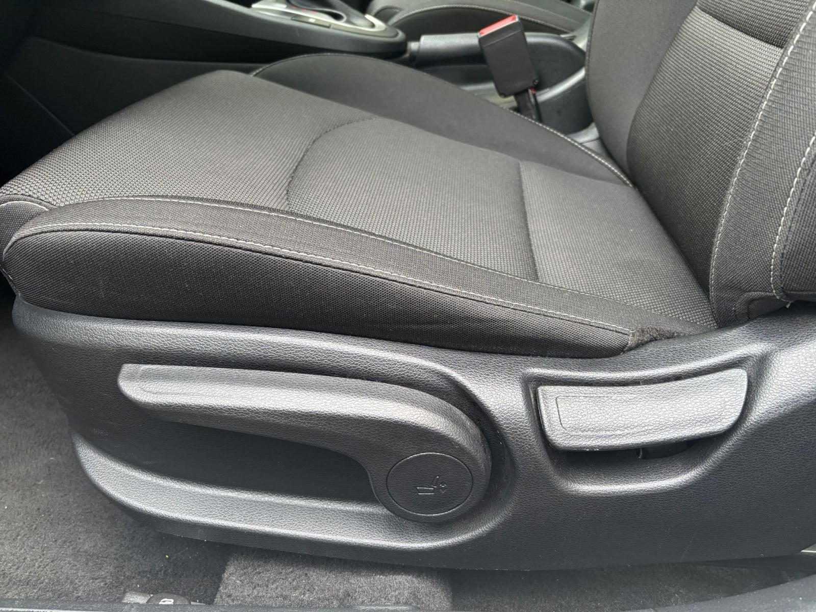 Thumbnail: 2024 Kia Forte - 23