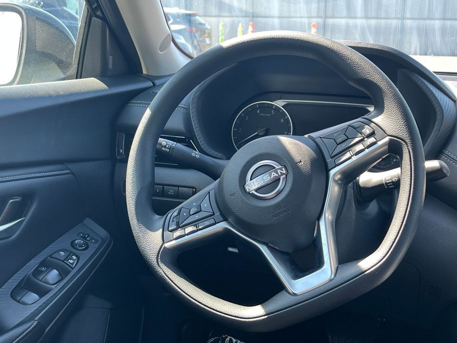 Thumbnail: 2025 Nissan Sentra - 27