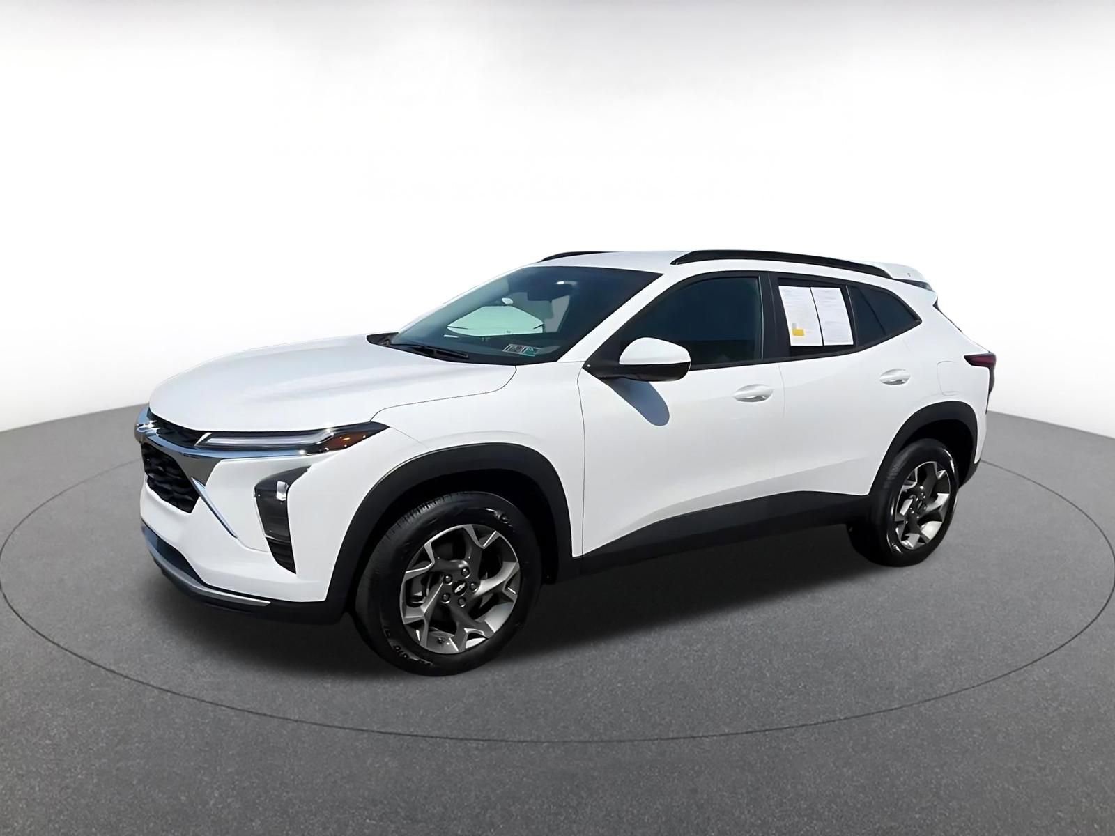 Thumbnail: 2025 Chevrolet Trax - 7
