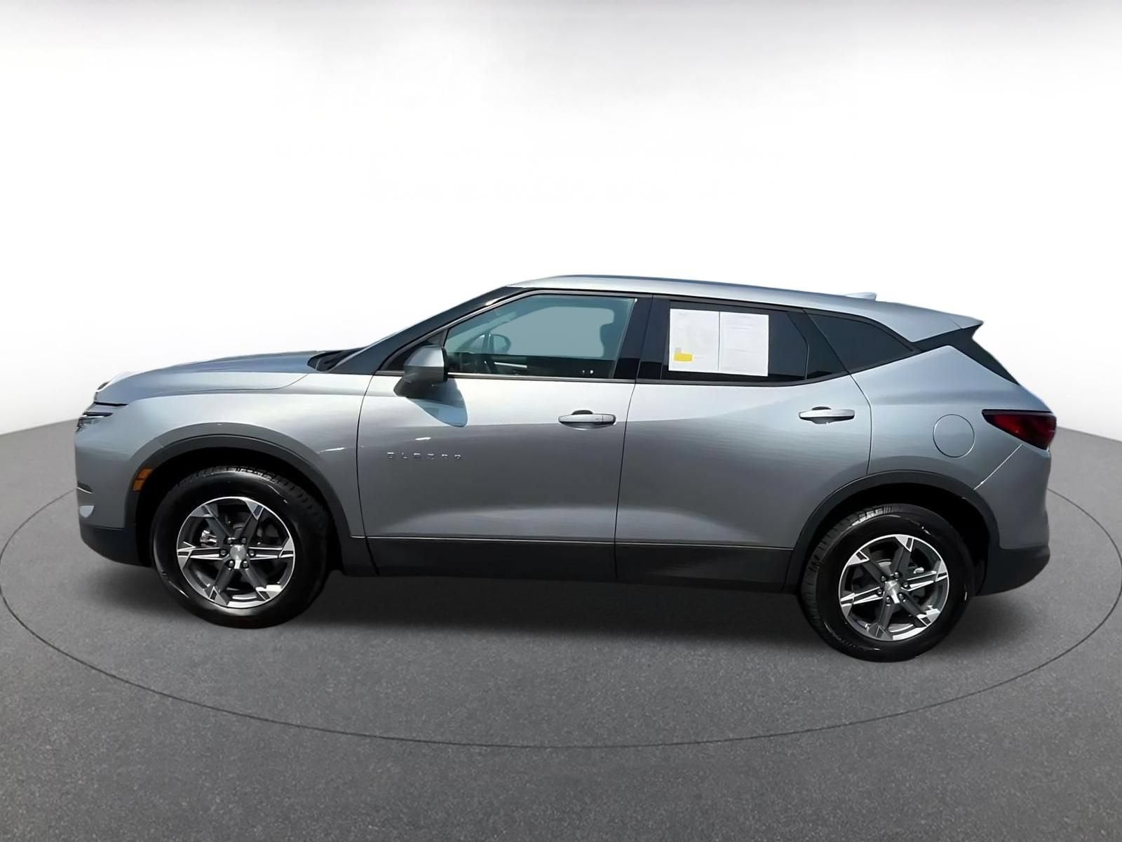 Thumbnail: 2025 Chevrolet Blazer - 8