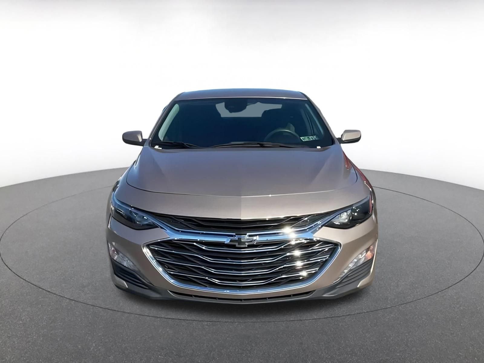 Thumbnail: 2023 Chevrolet Malibu - 5